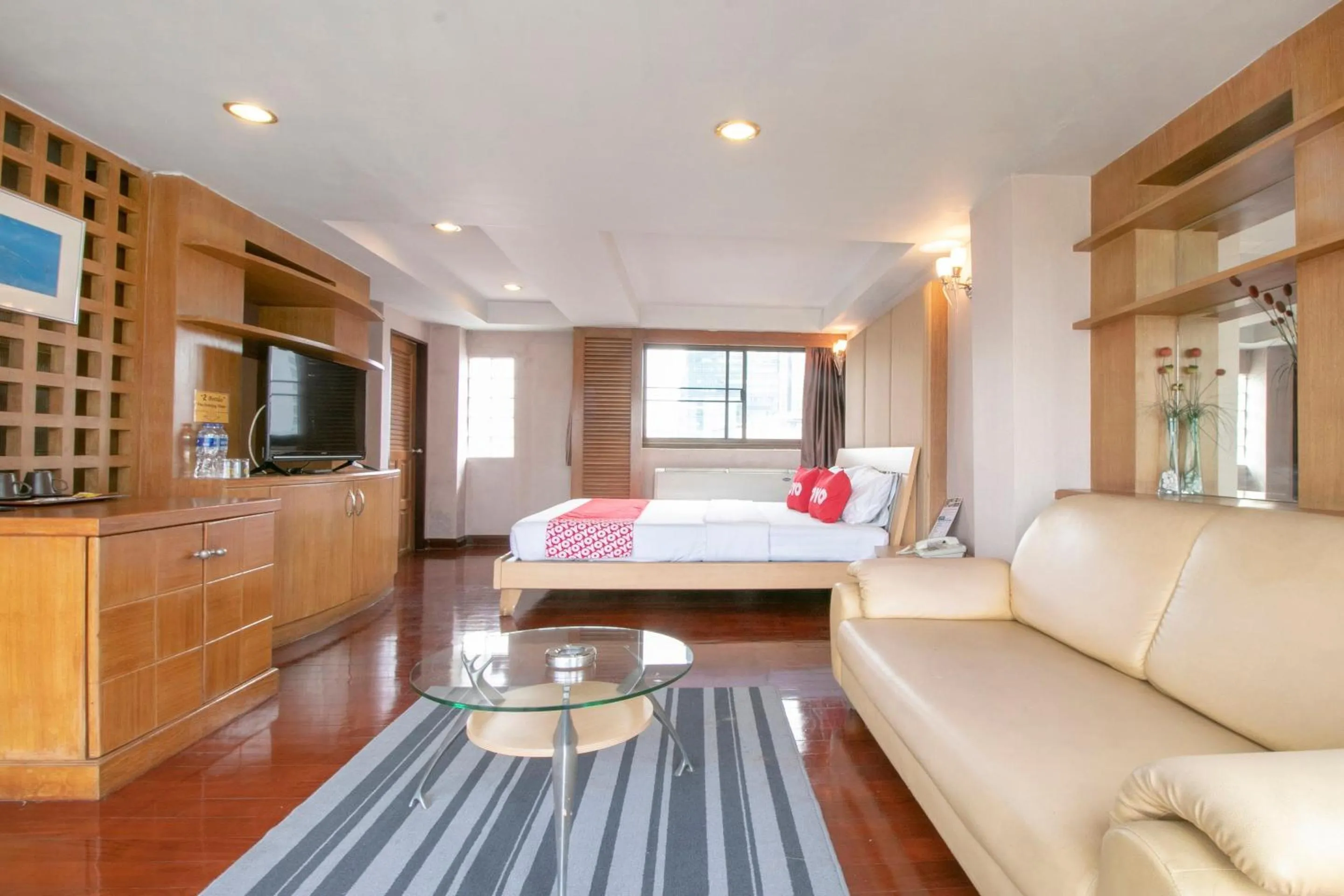 Bedroom, Bed in Hotel Win Long