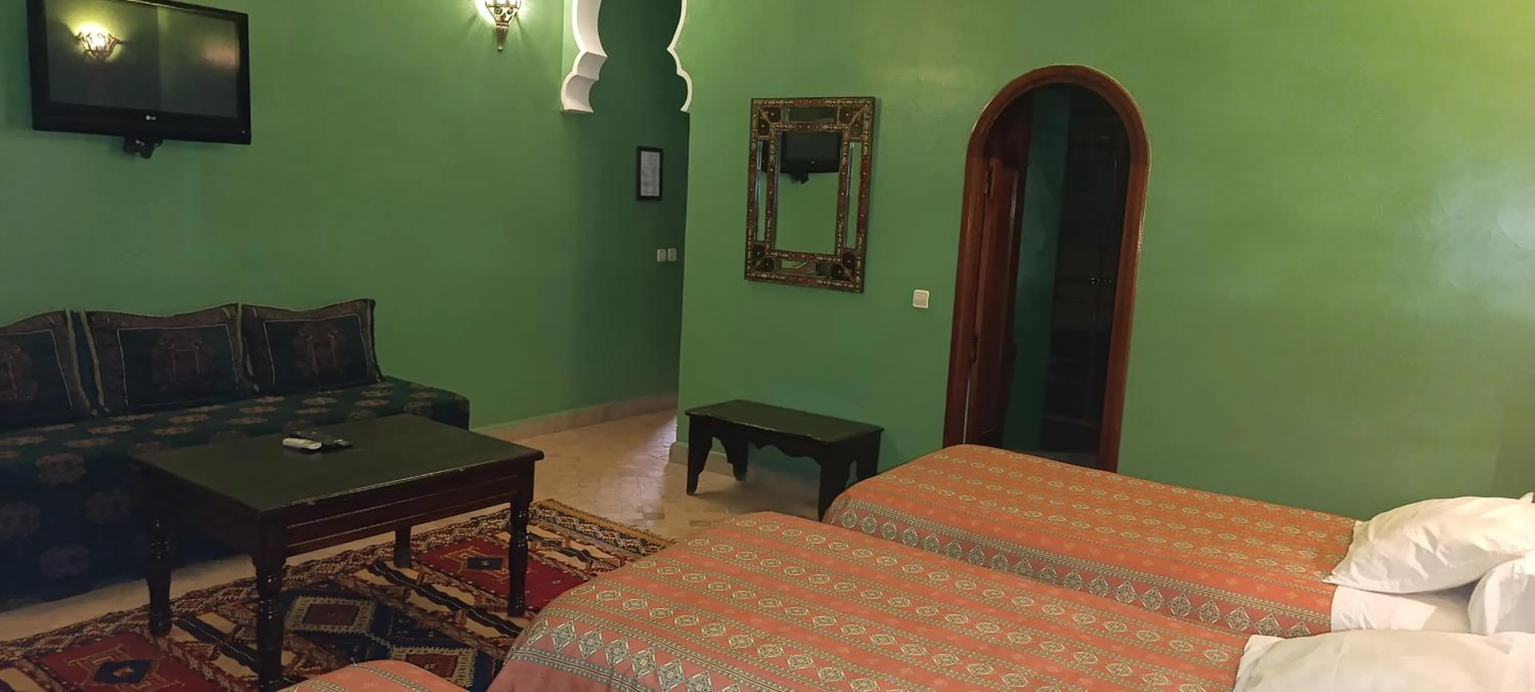 Bed in Hotel Kasbah Azalay