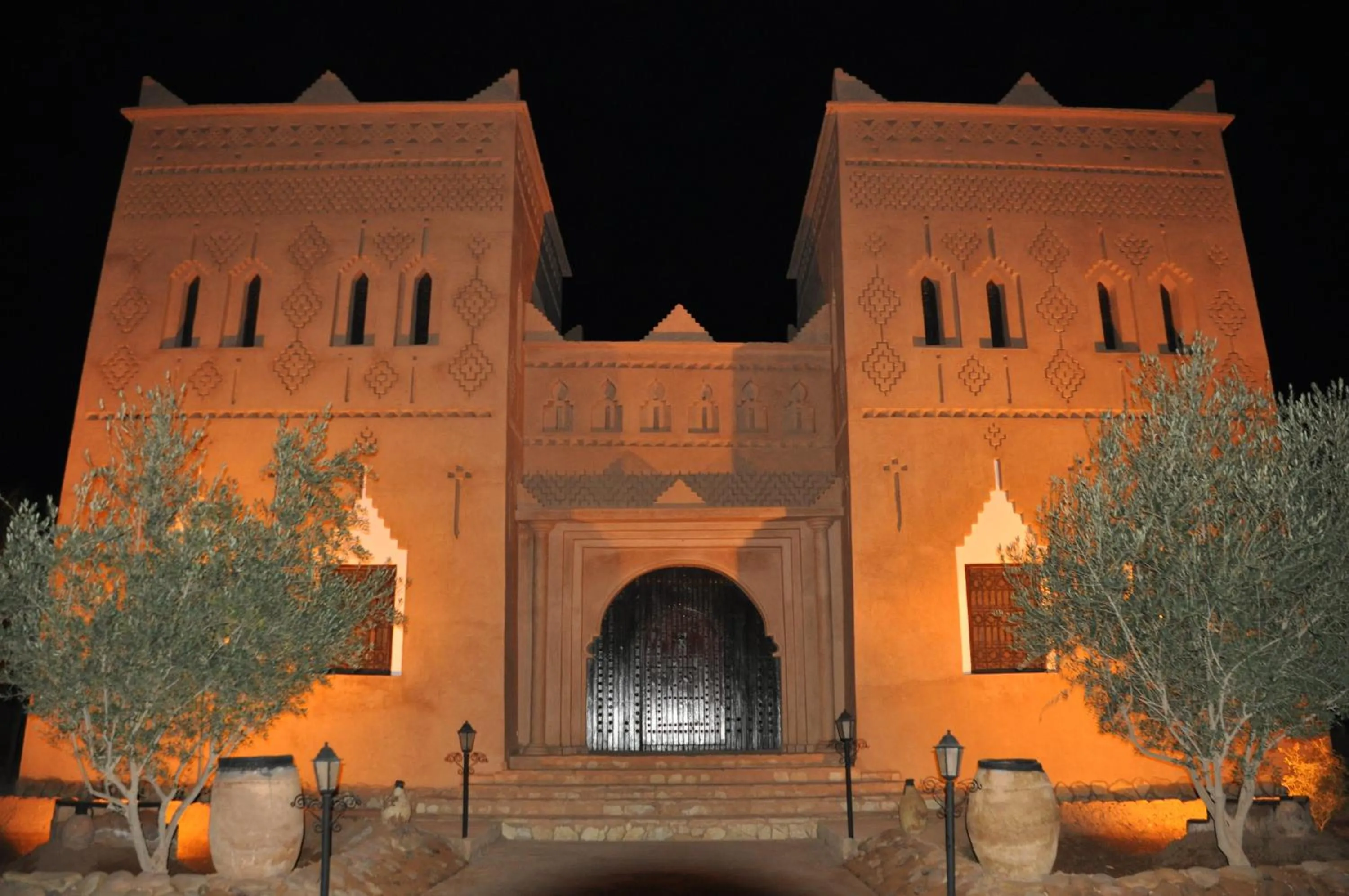 Property building in Hotel Kasbah Azalay