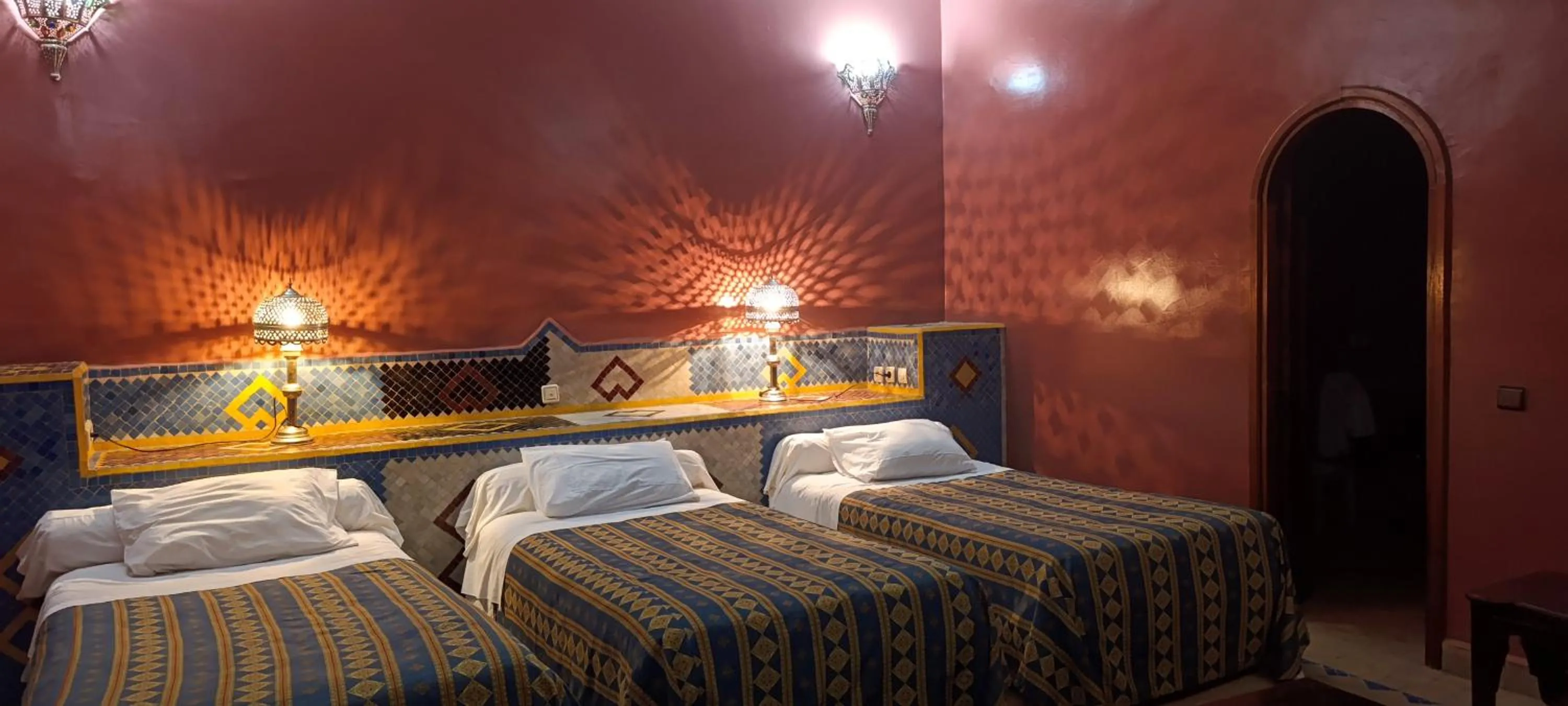 Bed in Hotel Kasbah Azalay