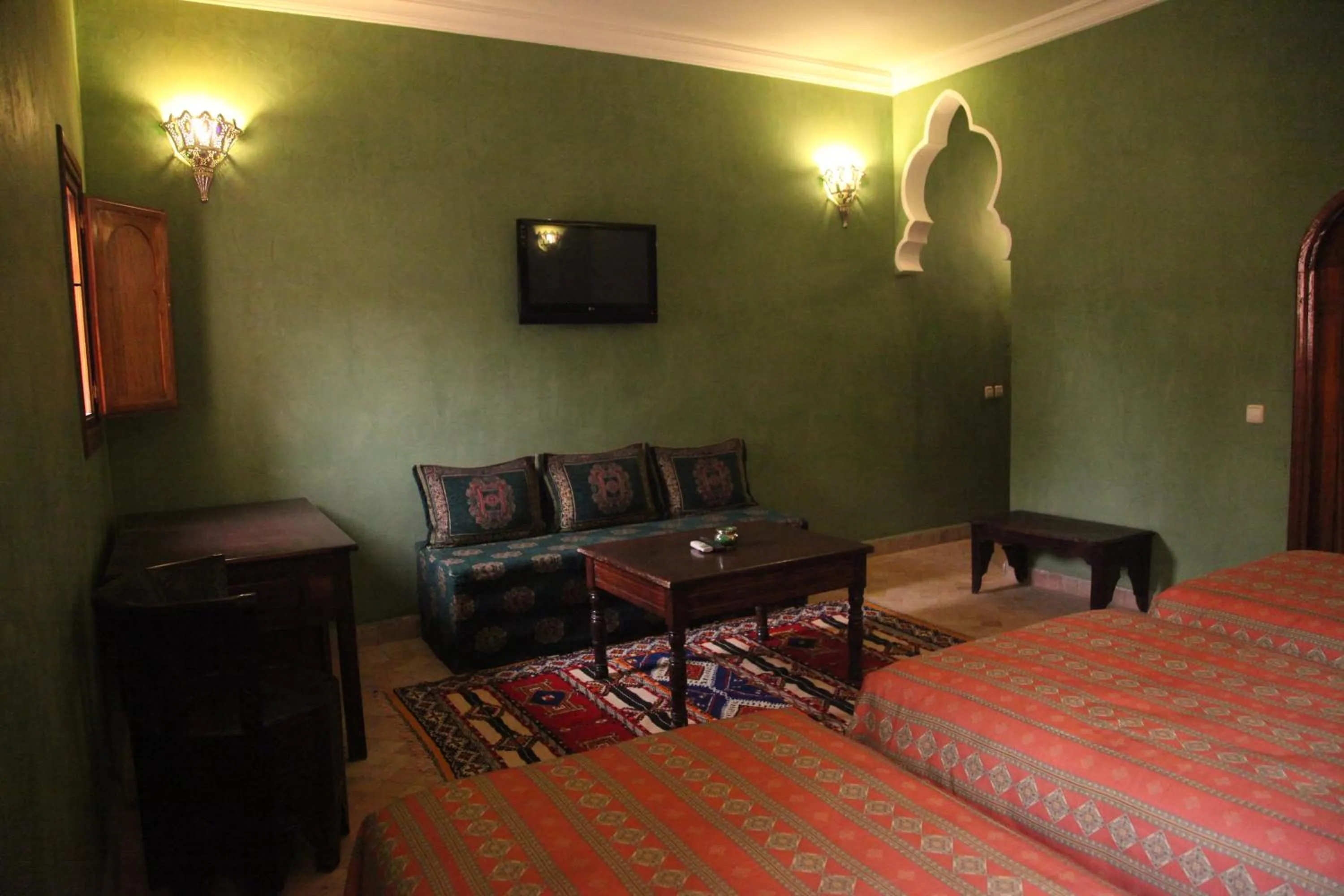 Photo of the whole room, Bed in Hotel Kasbah Azalay