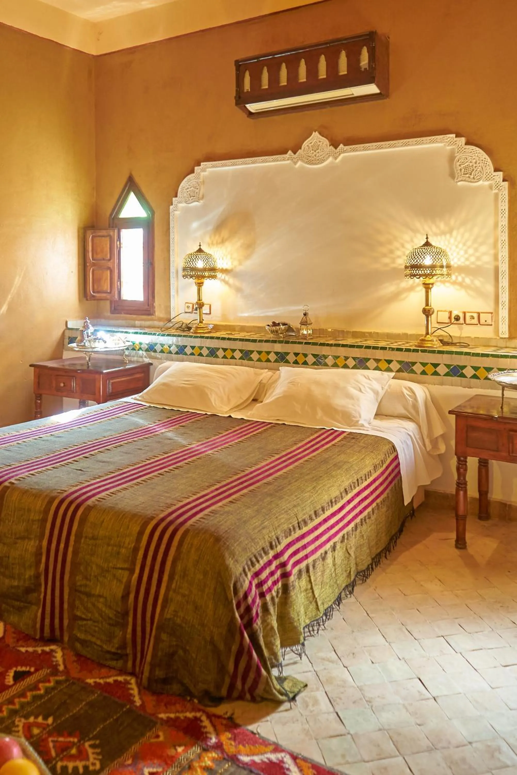 Bed in Hotel Kasbah Azalay