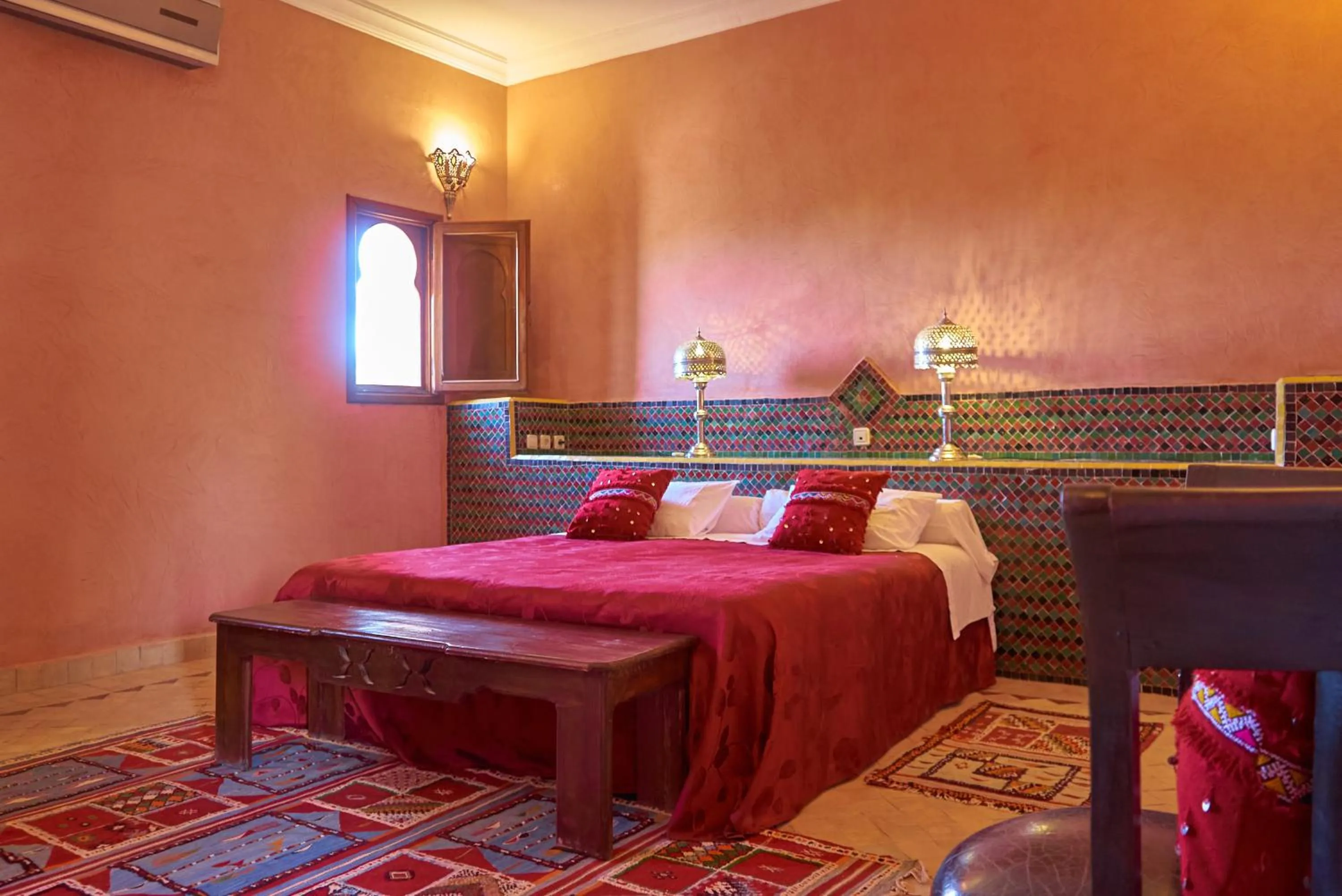 Bed in Hotel Kasbah Azalay