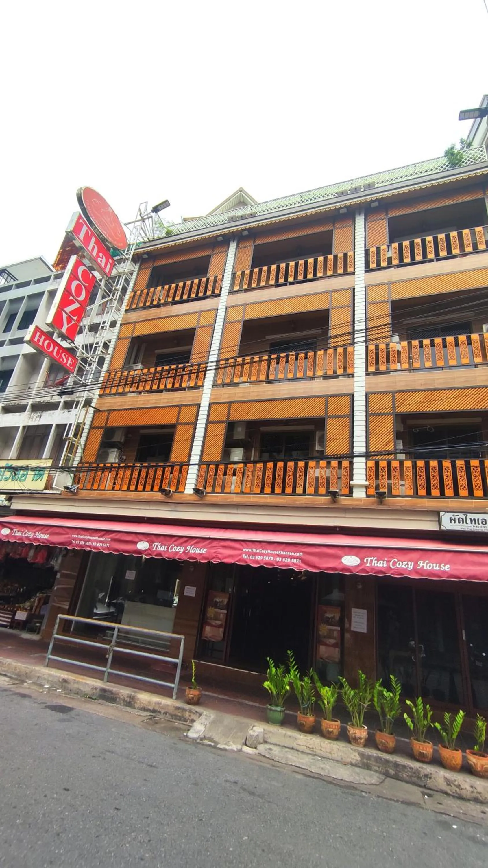 Property building in Thai Cozy House - SHA certified