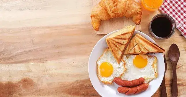 Food and drinks in Baan Pakgasri Hideaway Food and drinks in Baan Pakgasri Hideaway