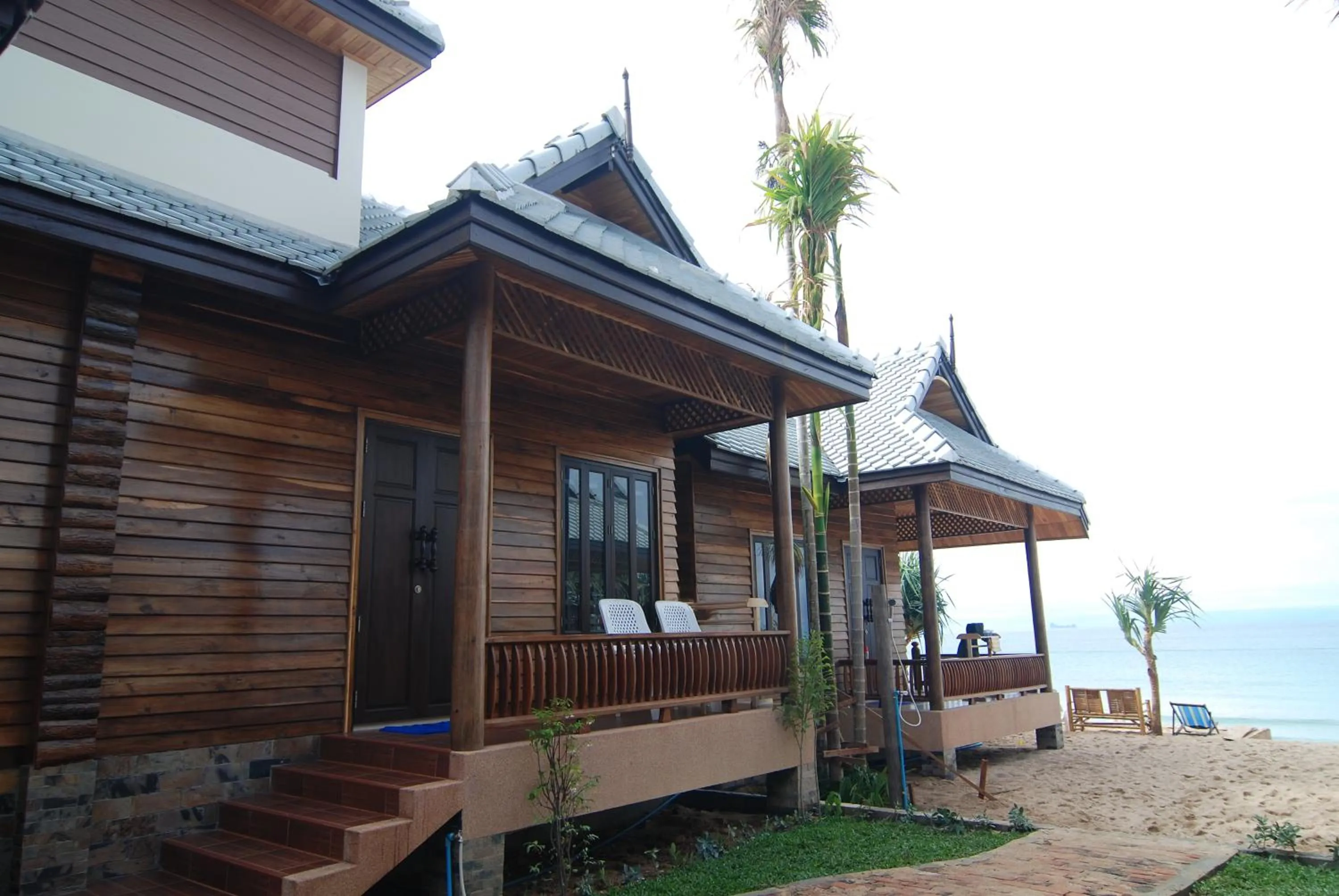 Facade/entrance in Baan Pakgasri Hideaway