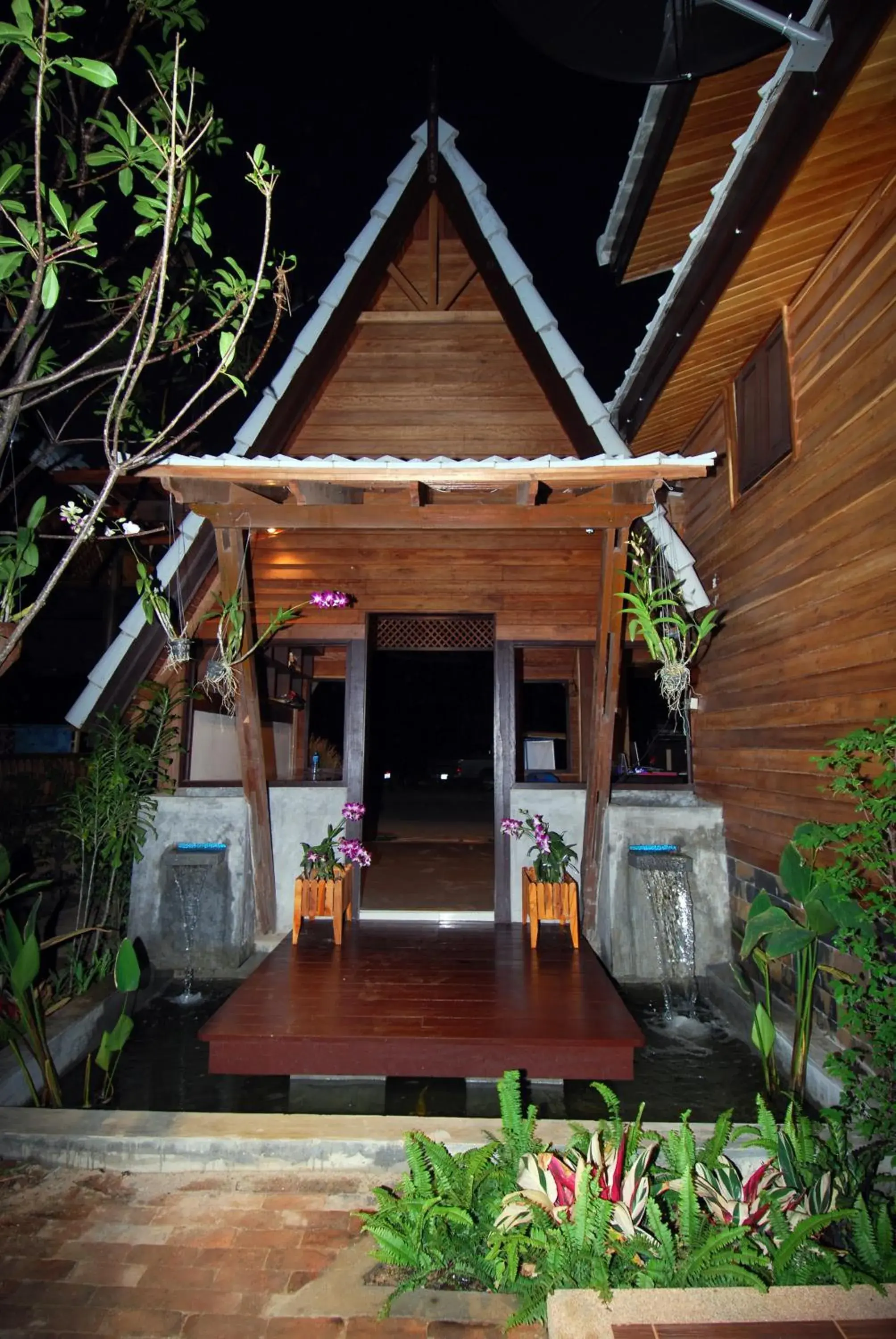 Decorative detail in Baan Pakgasri Hideaway Decorative detail in Baan Pakgasri Hideaway