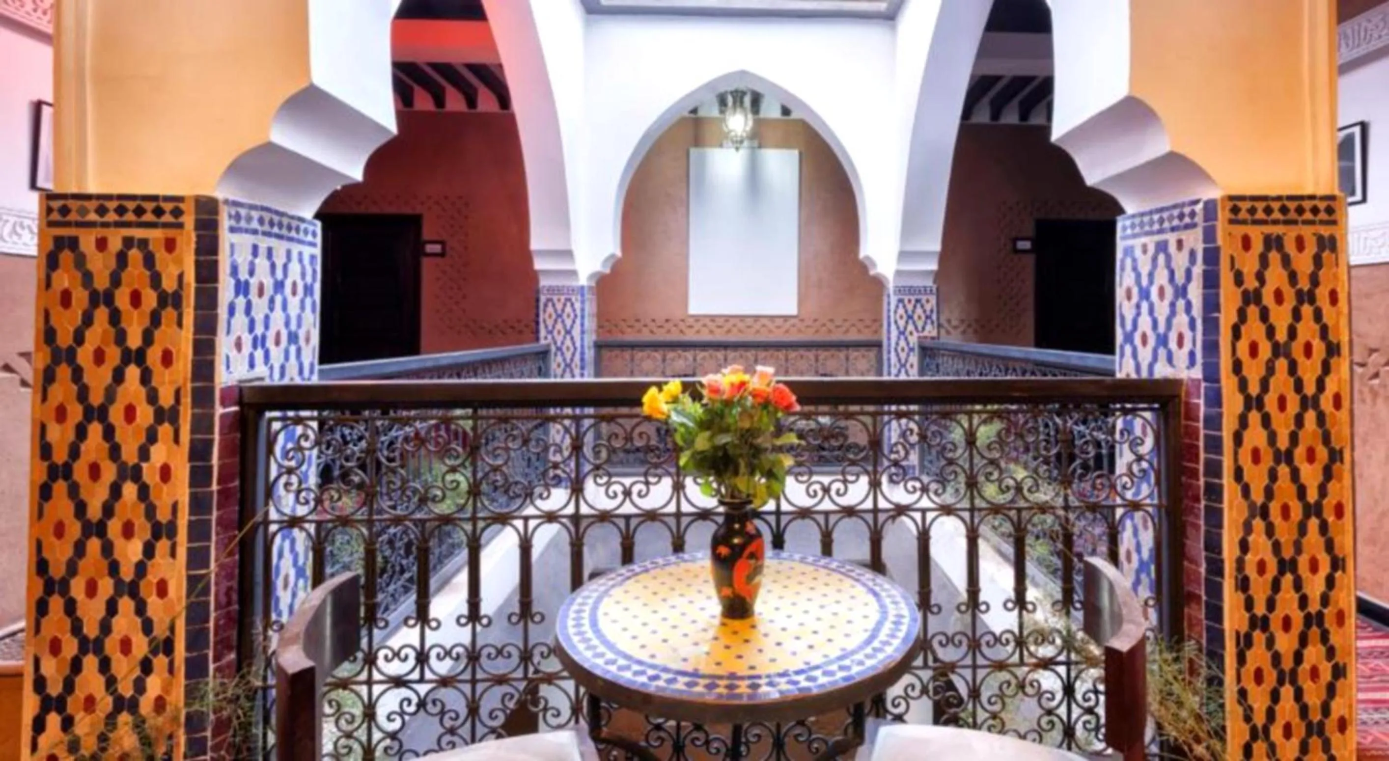 Lobby or reception in Hotel Azoul