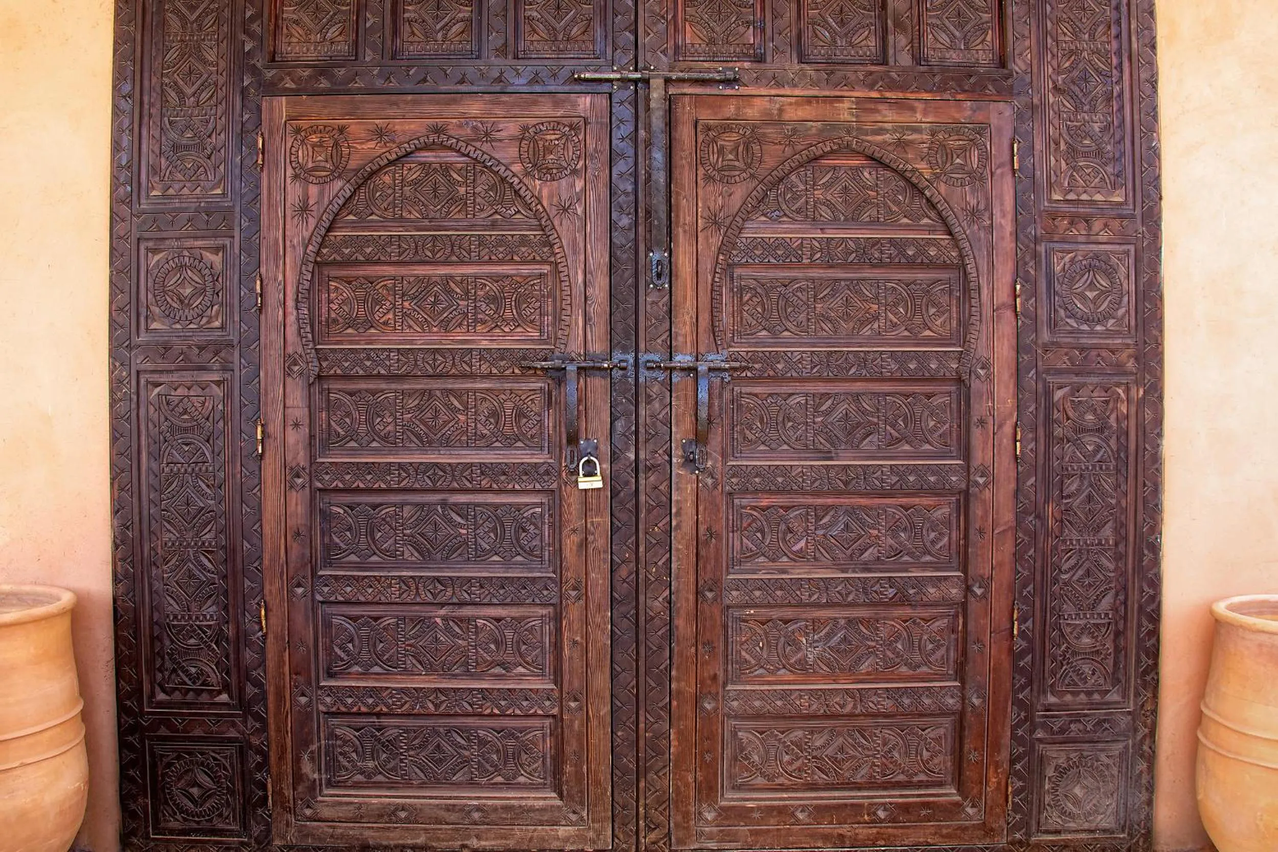 Decorative detail in Hotel Azoul