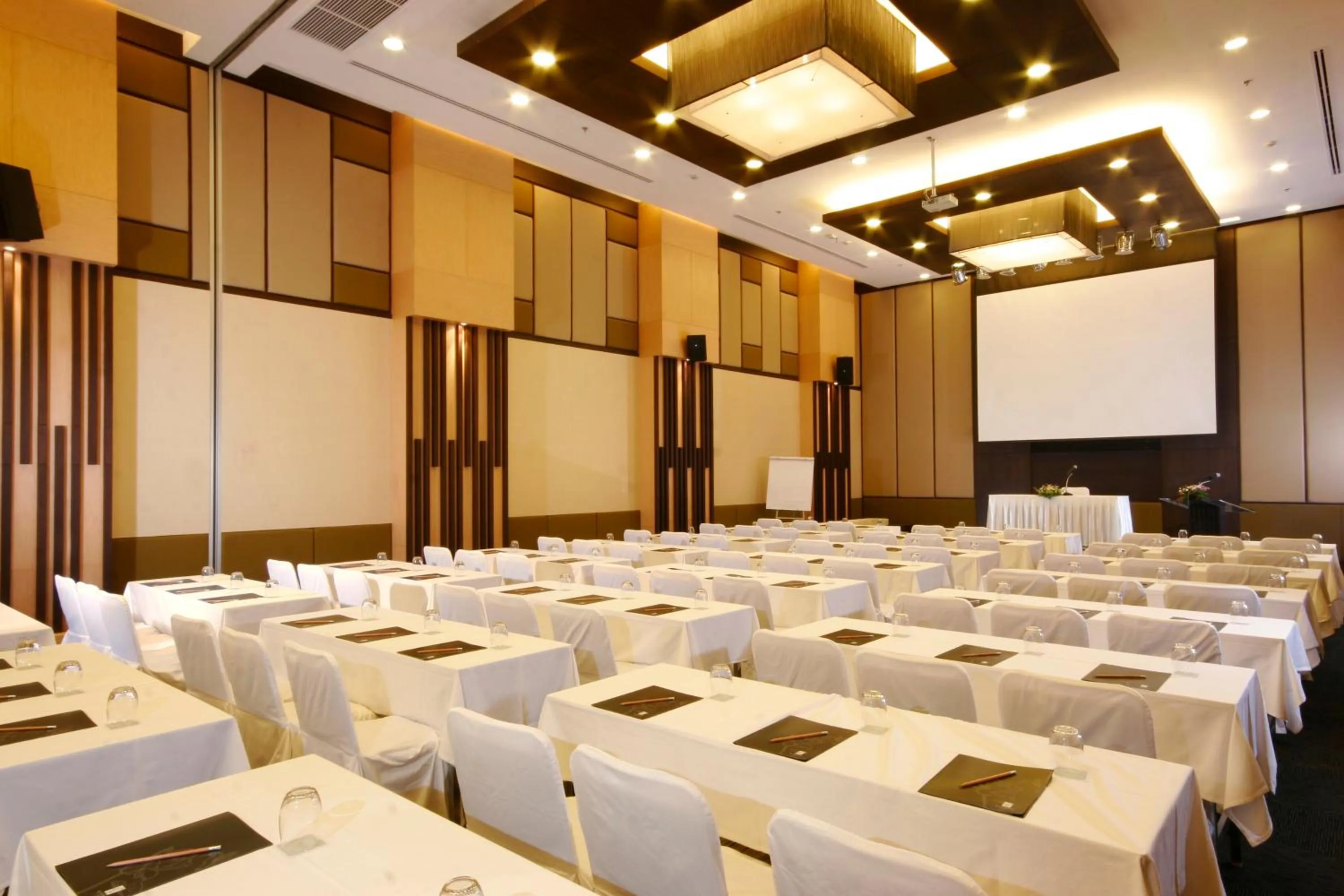 Meeting/conference room in Kantary Hotel Kabinburi