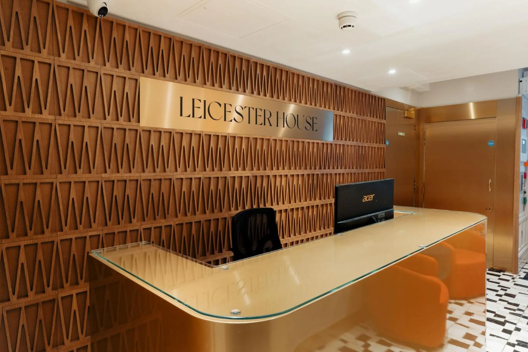 Lobby or reception in Leicester House Hotel