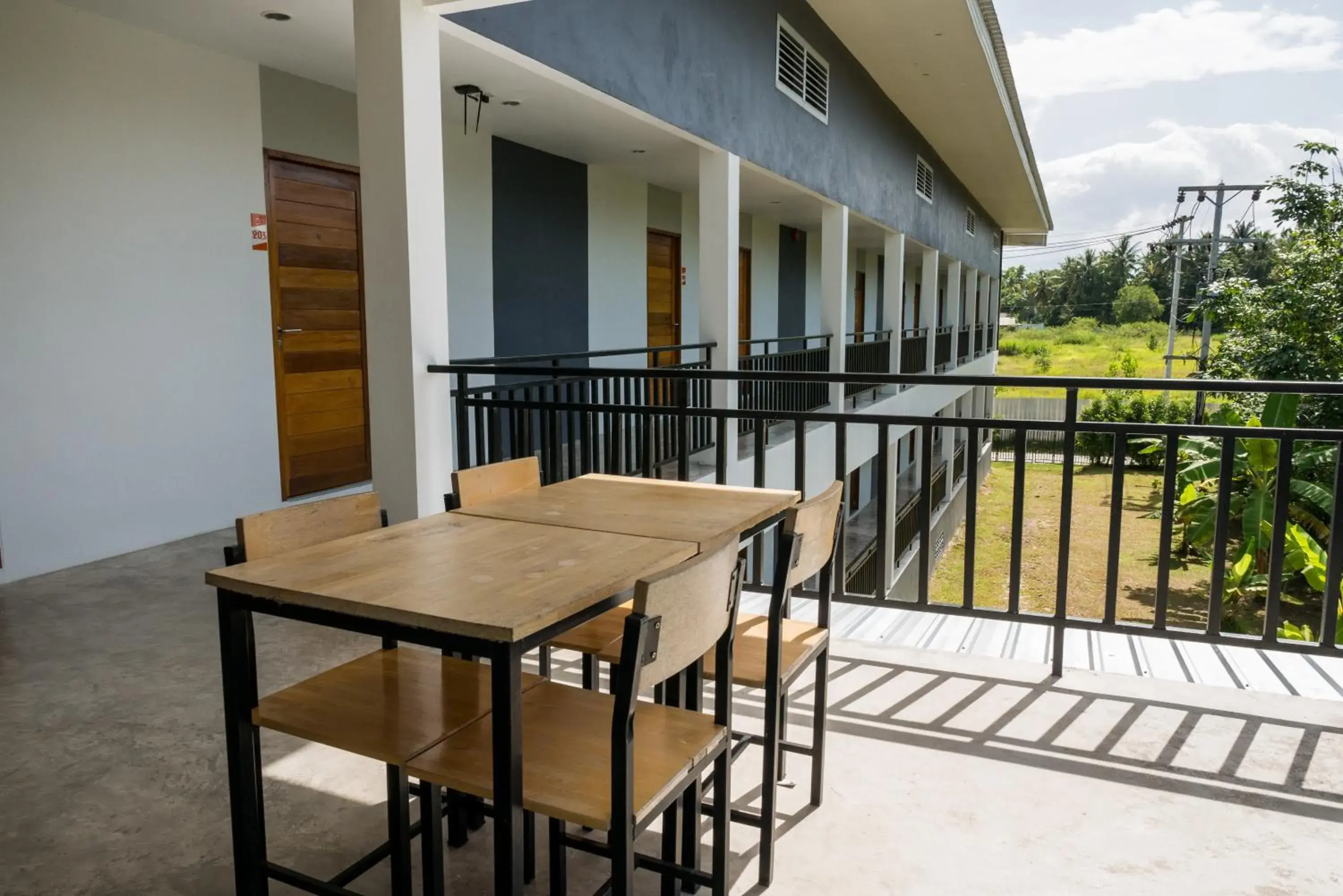 Restaurant/places to eat in B3 Hotel Restaurant/places to eat in B3 Hotel