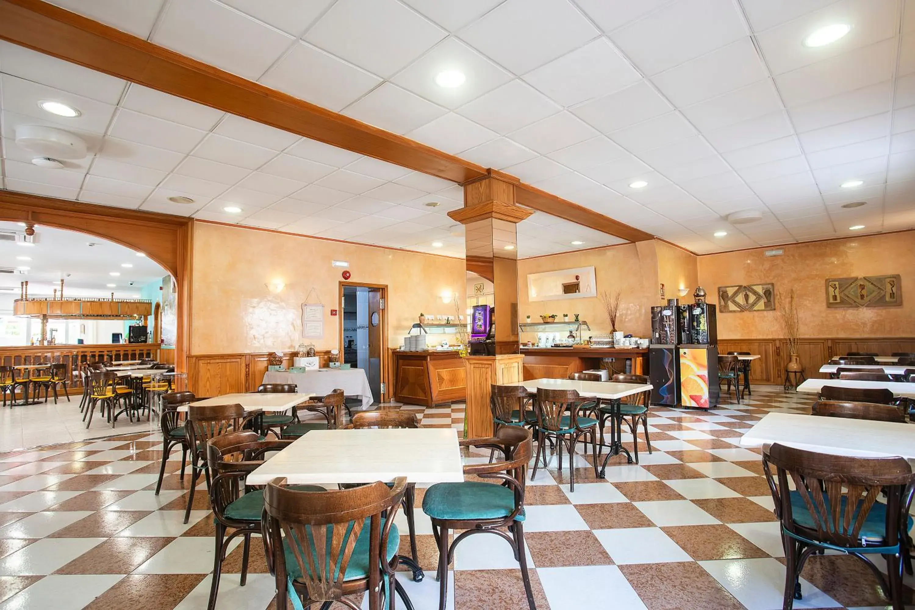 Restaurant/places to eat in Hotel Playa Sol Restaurant/places to eat in Hotel Playa Sol