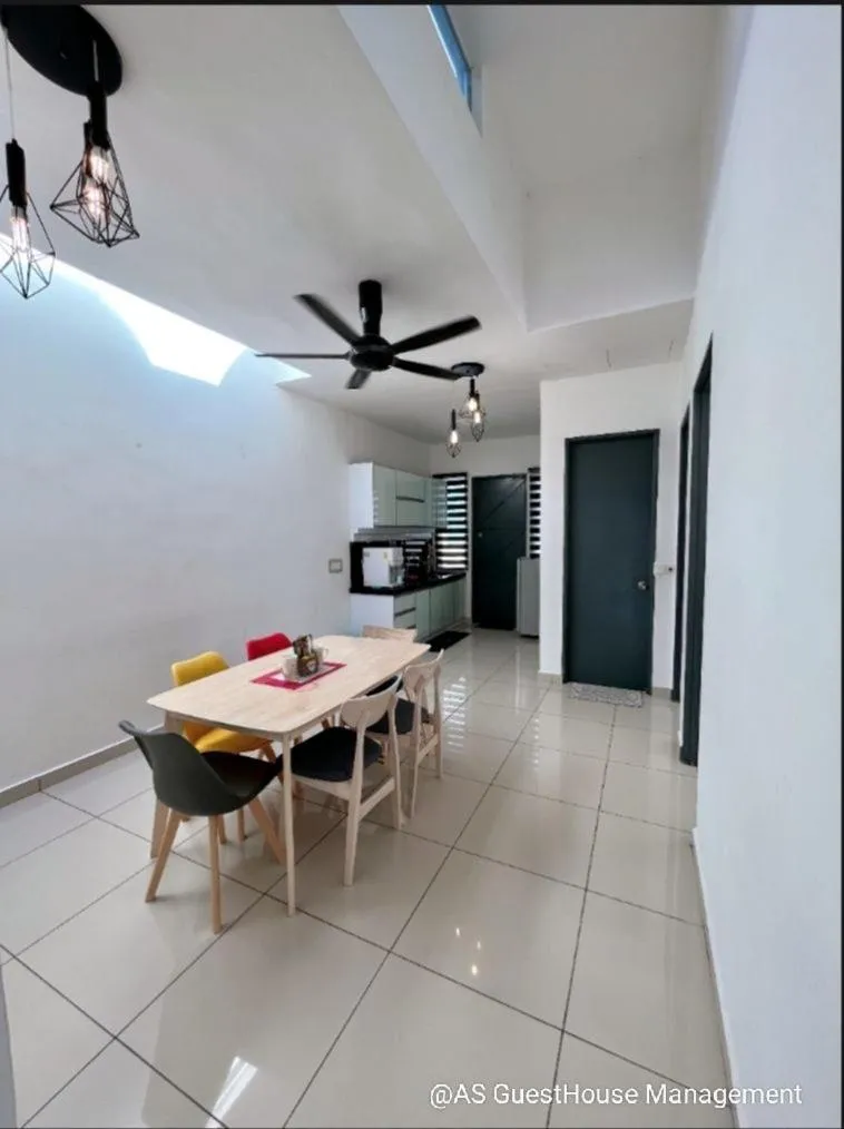 Dining area in A&H 81 HOMESTAY ALOR SETAR
