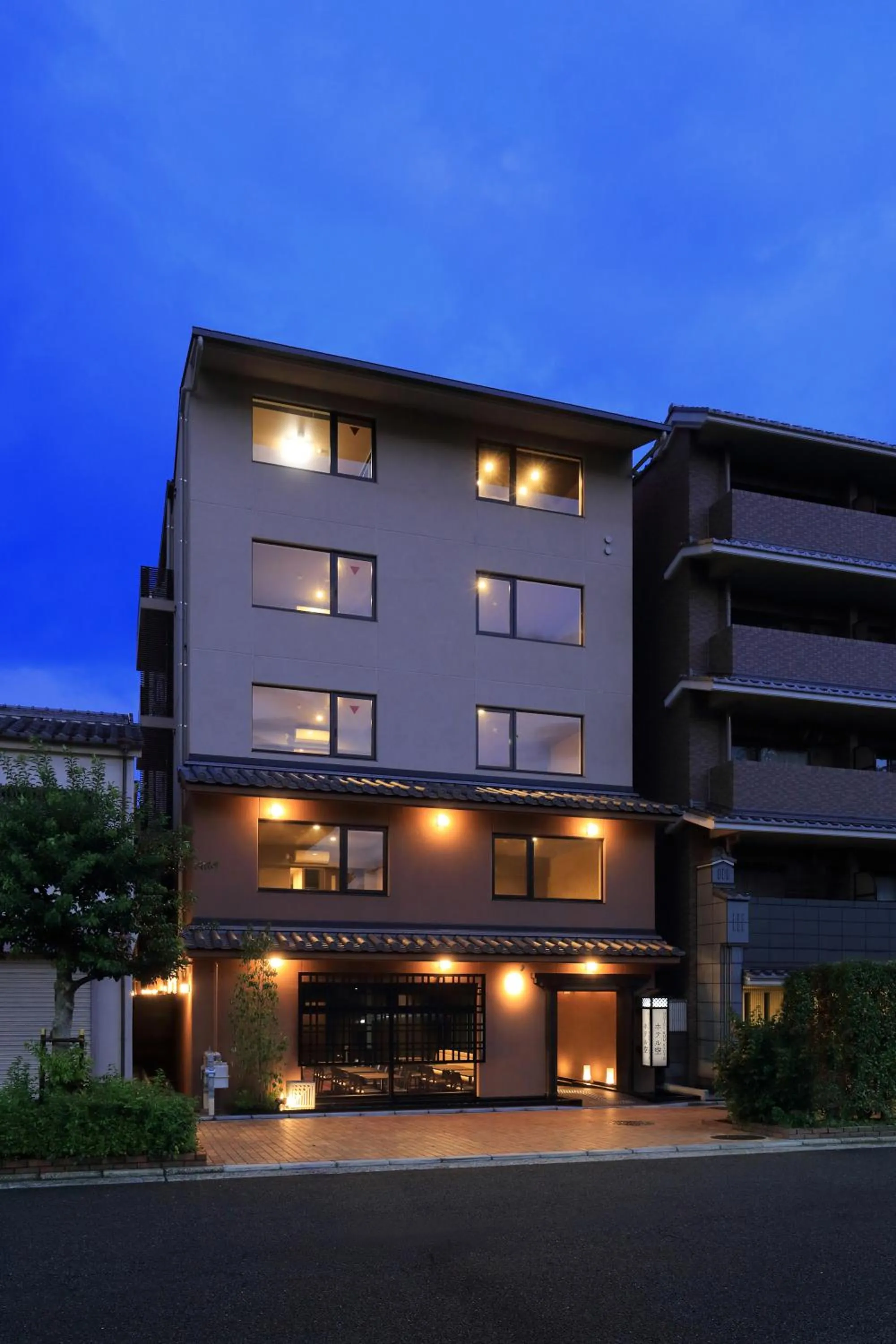 Facade/entrance in Hotel Kuu Kyoto