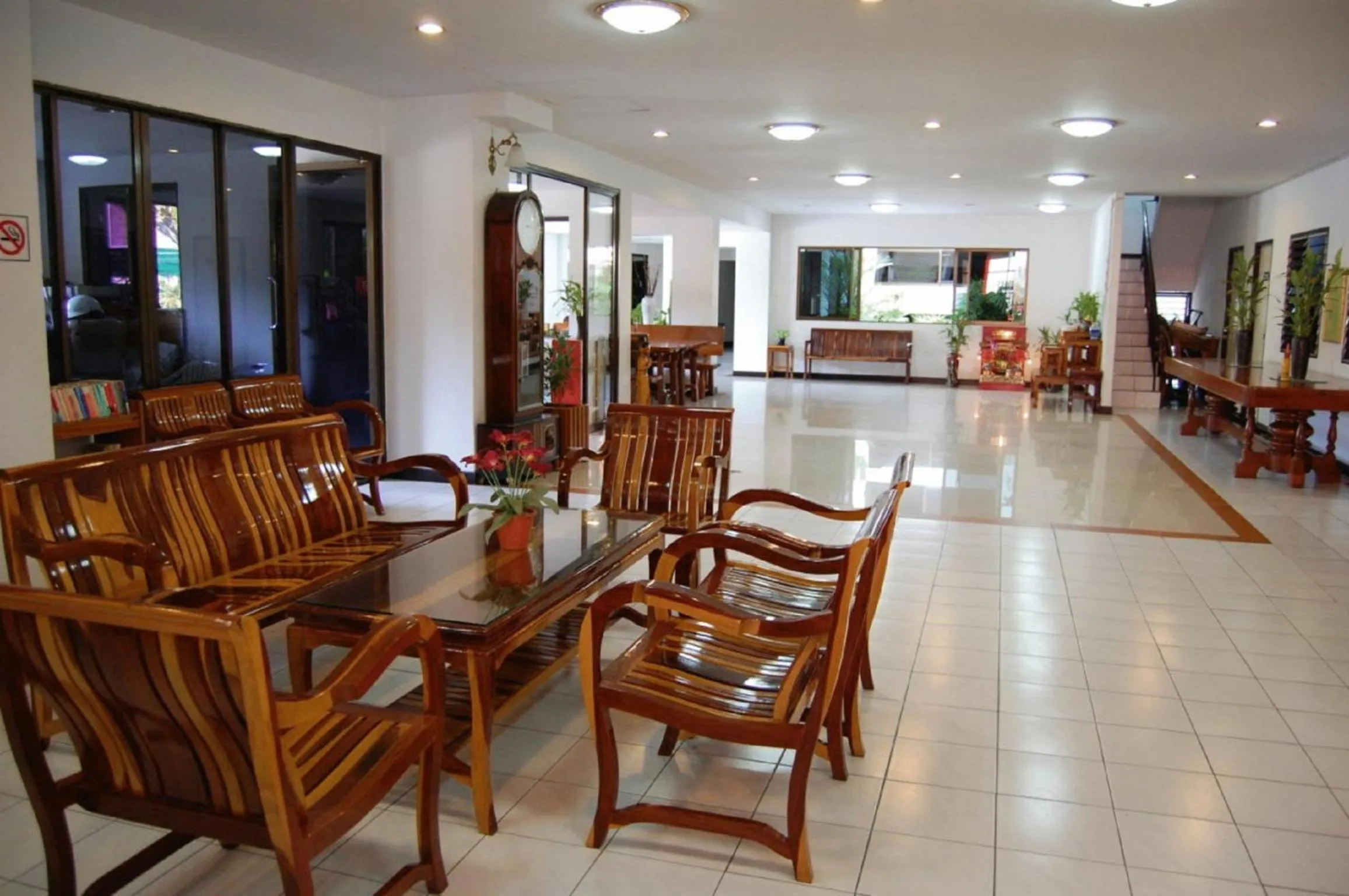 Veerachai Court