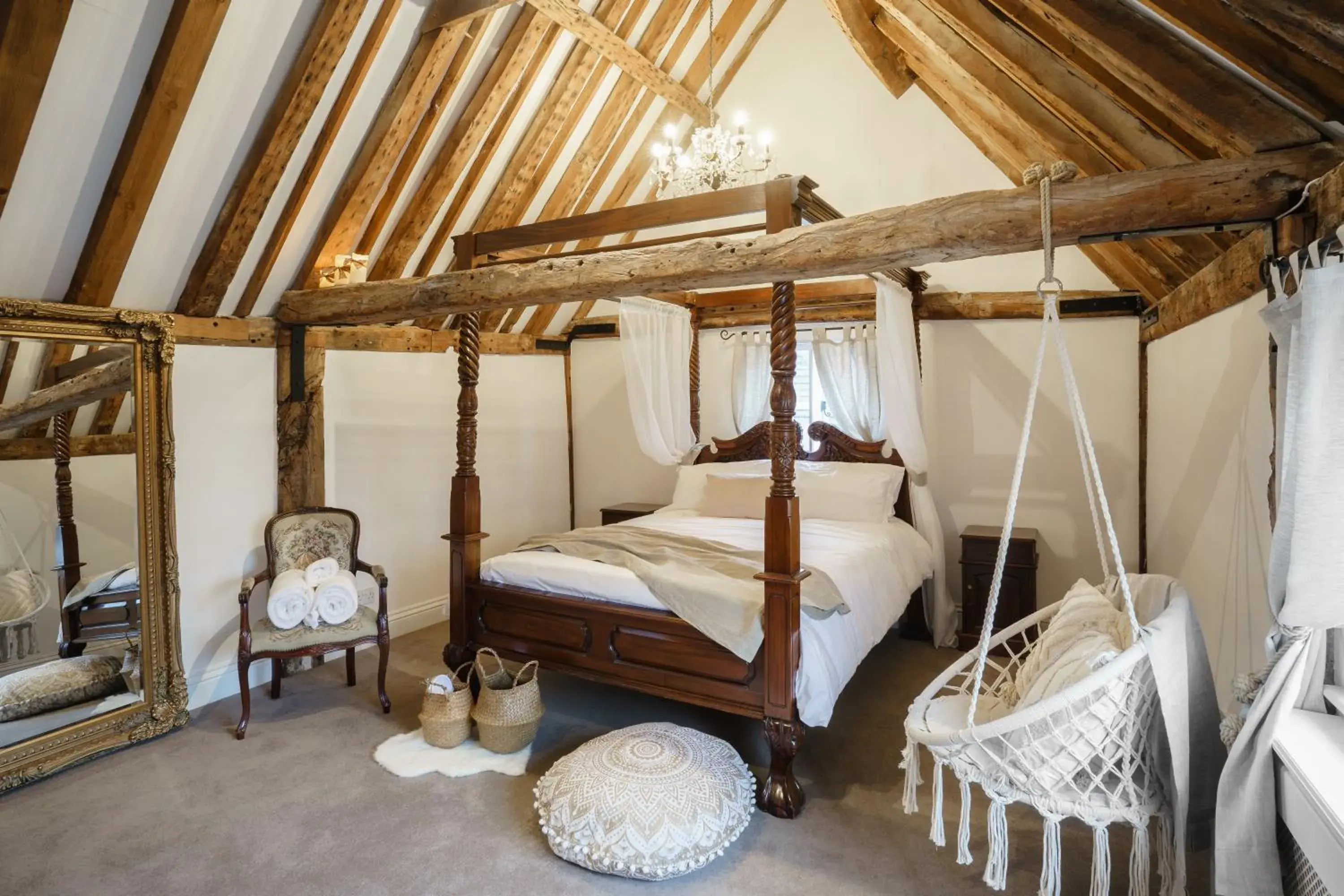 Bridal Suite in The Limes By Luigis Al Fresco Bridal Suite in The Limes By Luigis Al Fresco