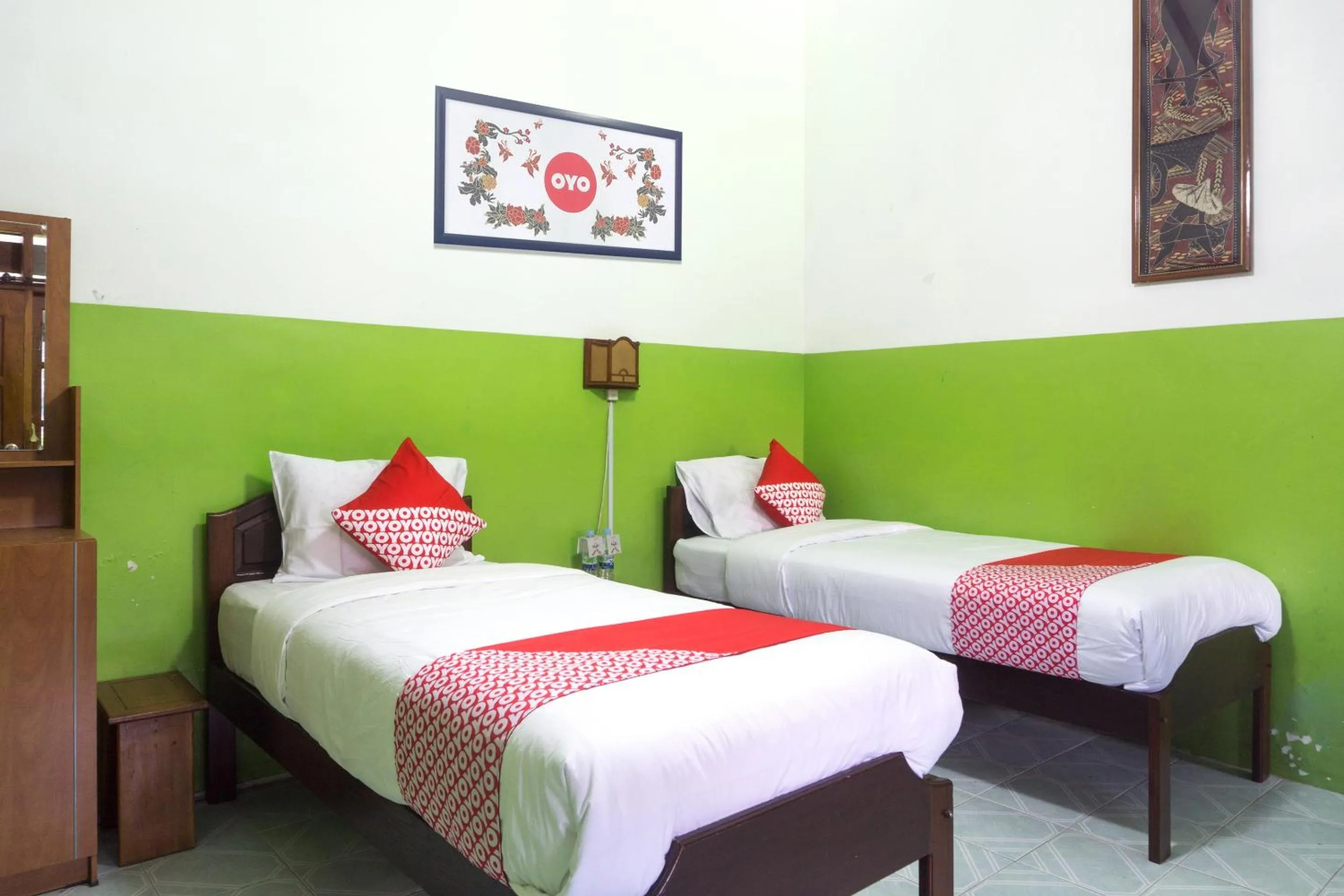 Bedroom, Bed in Hotel O Srikandi Hotel