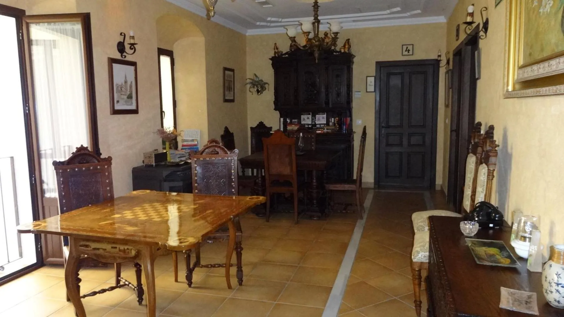 Communal lounge/ TV room in La Posada Del Infante