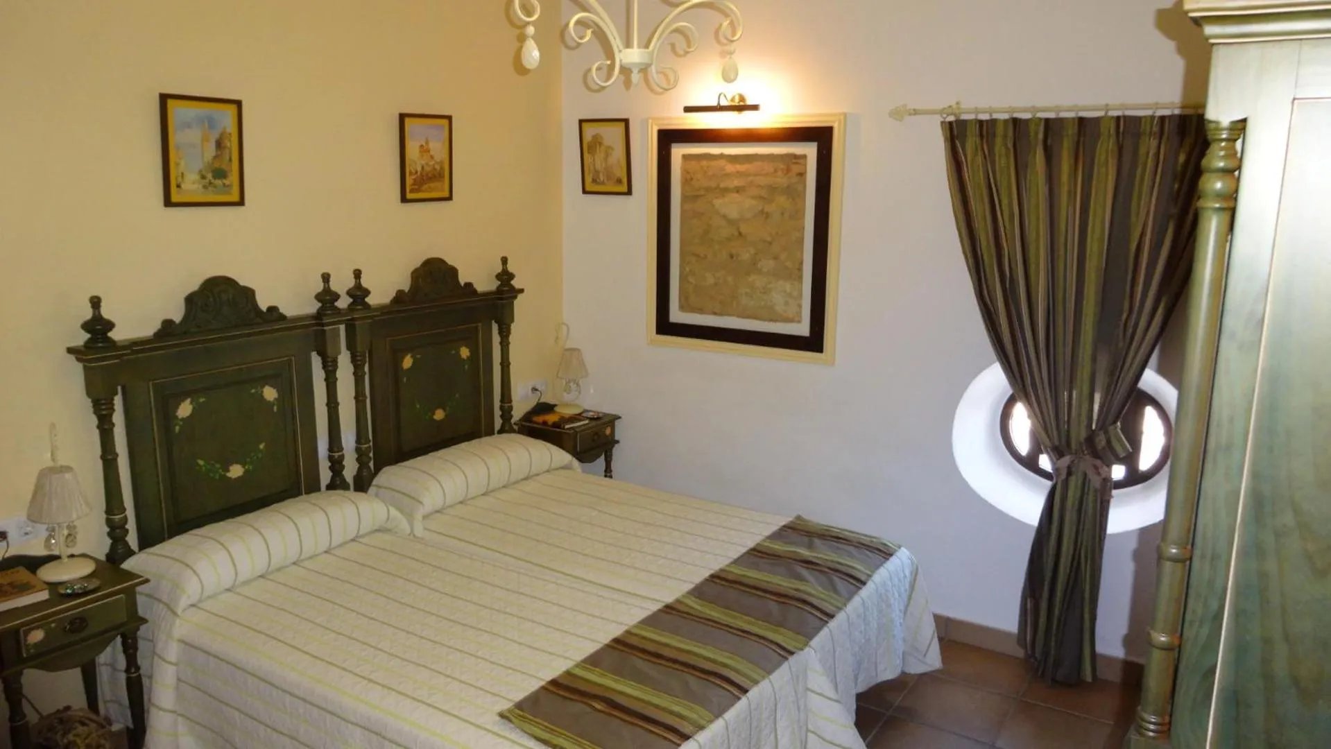 Bed in La Posada Del Infante