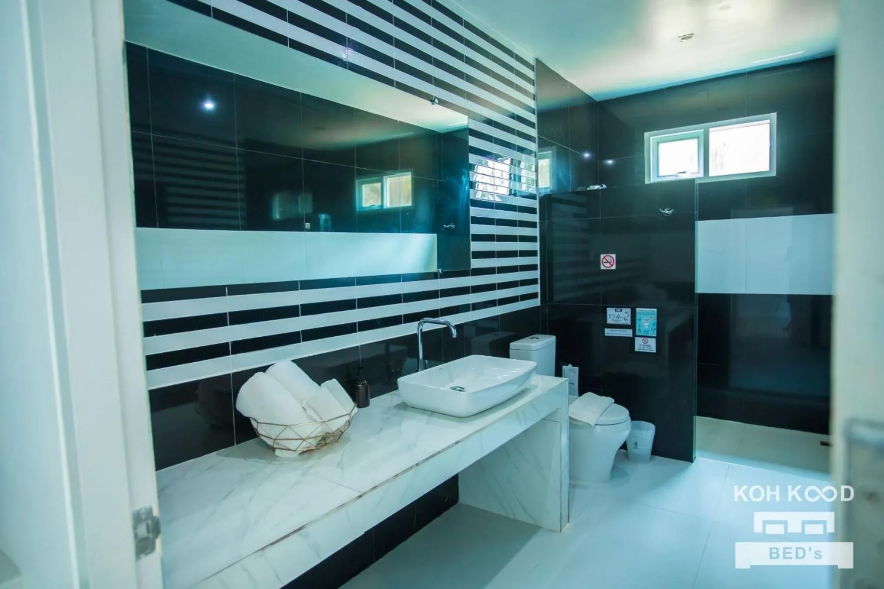 Bathroom in Koh Kood BED's