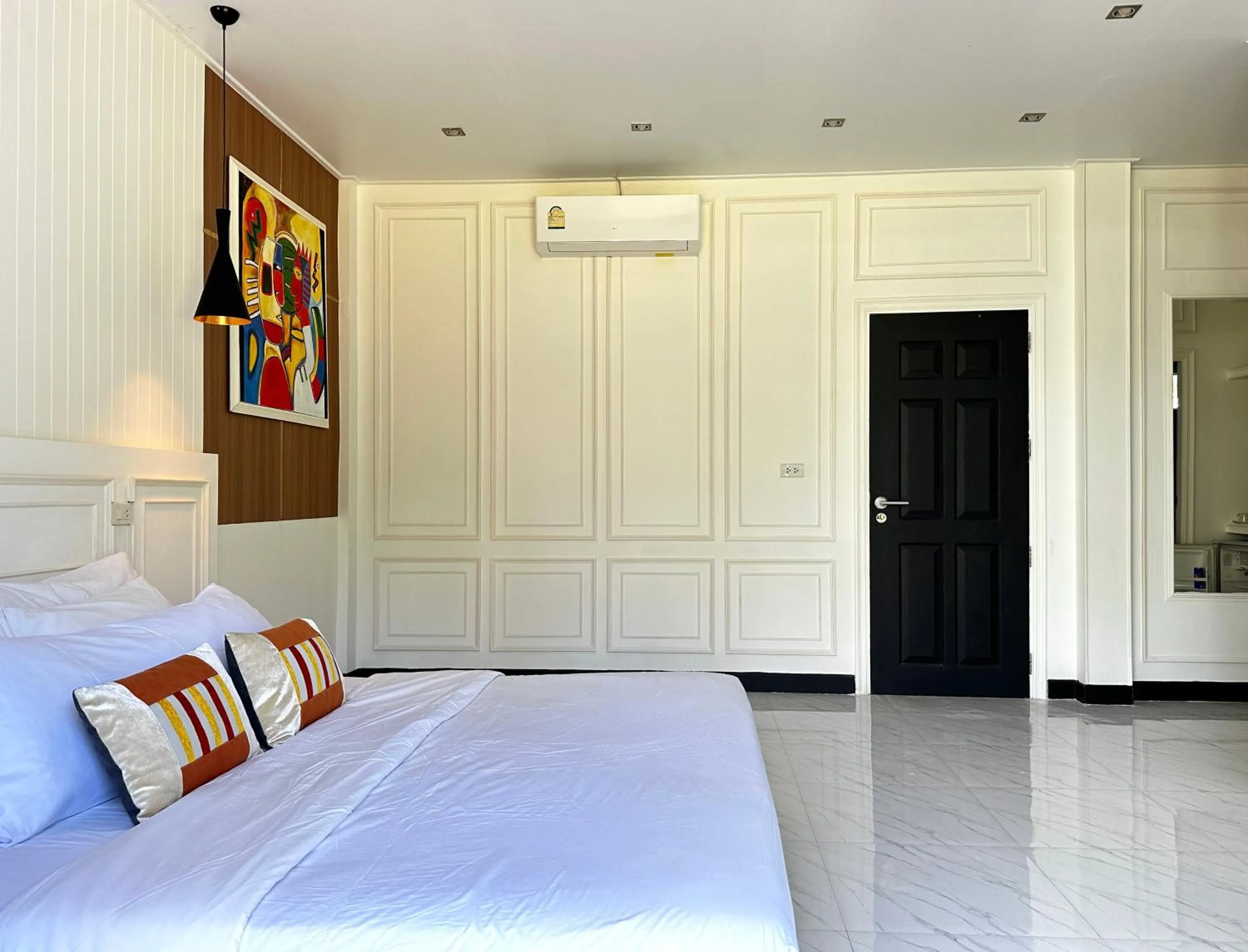 Photo of the whole room, Bed in Koh Kood BED's