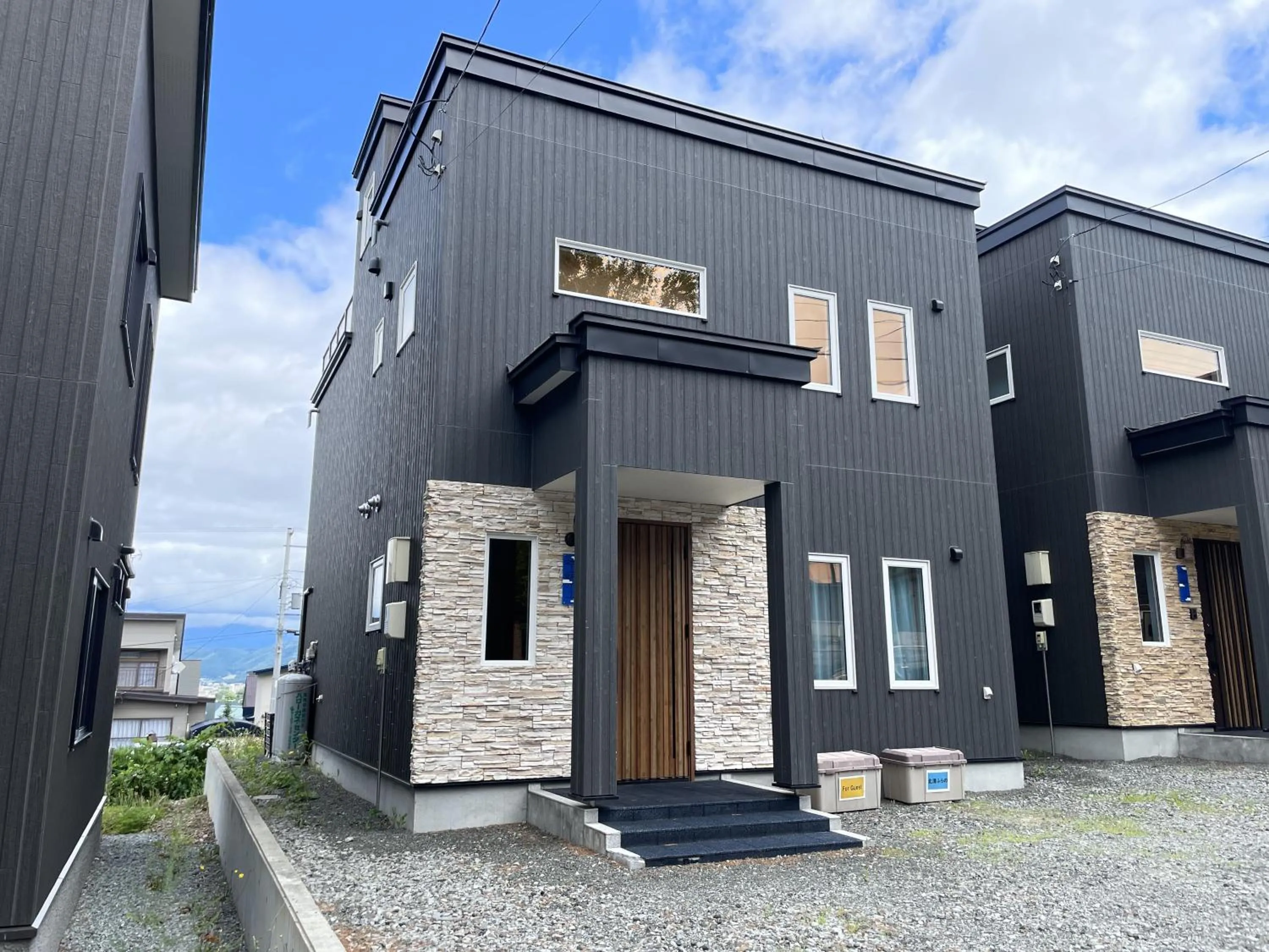 Property building in SORA 1