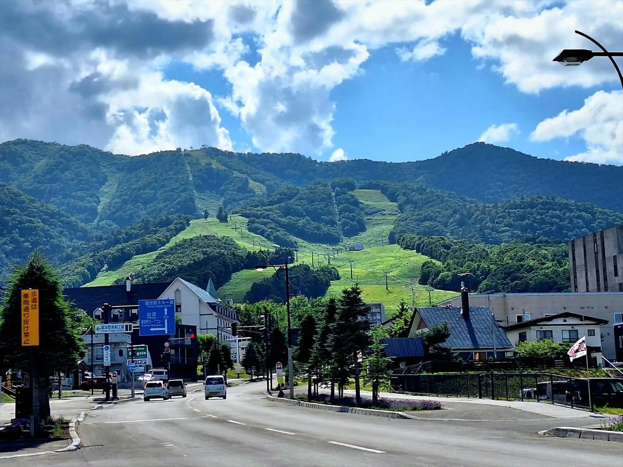 Mountain view in Jadan House Mountain view in Jadan House