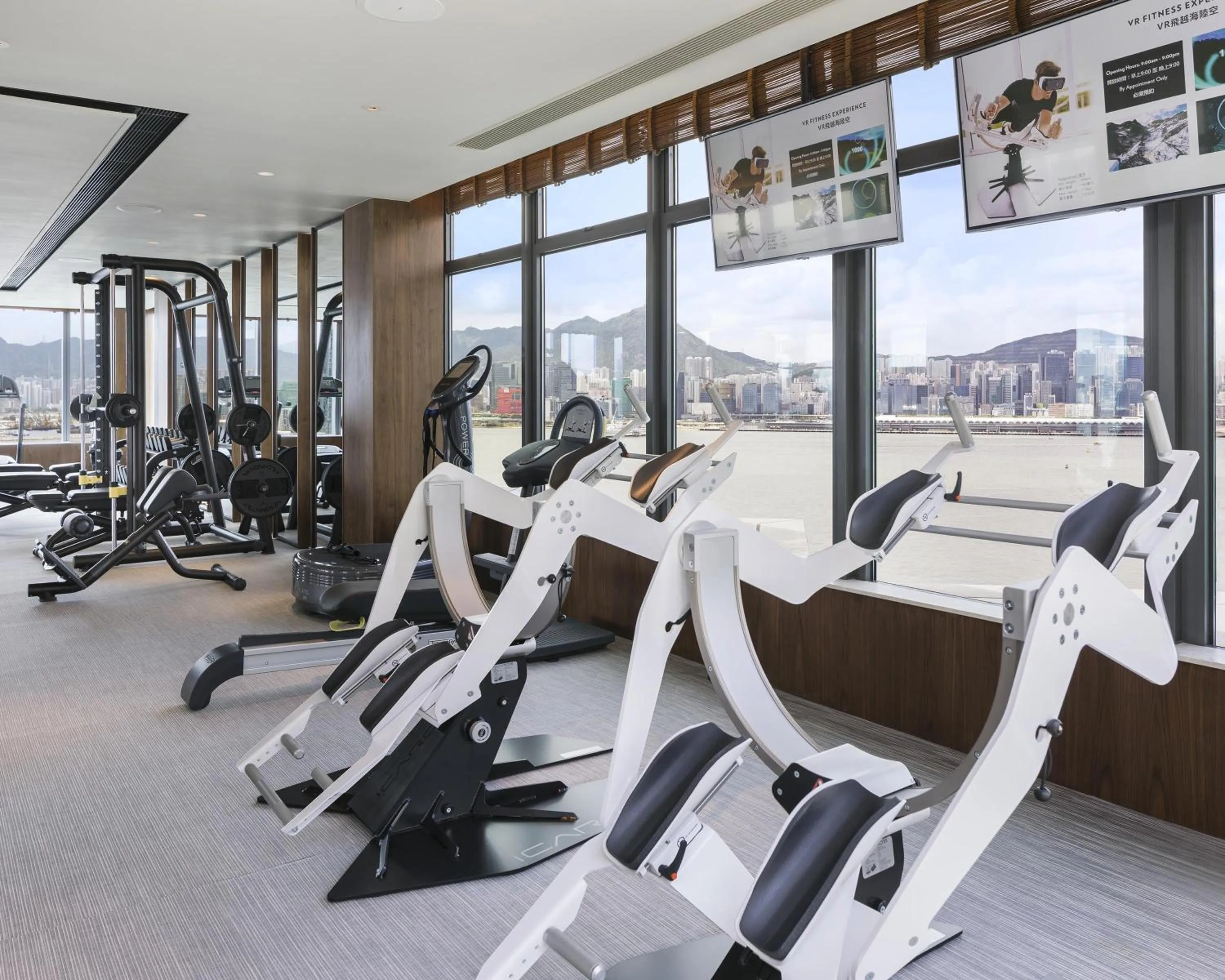 Fitness centre/facilities in Hyatt Centric Victoria Harbour