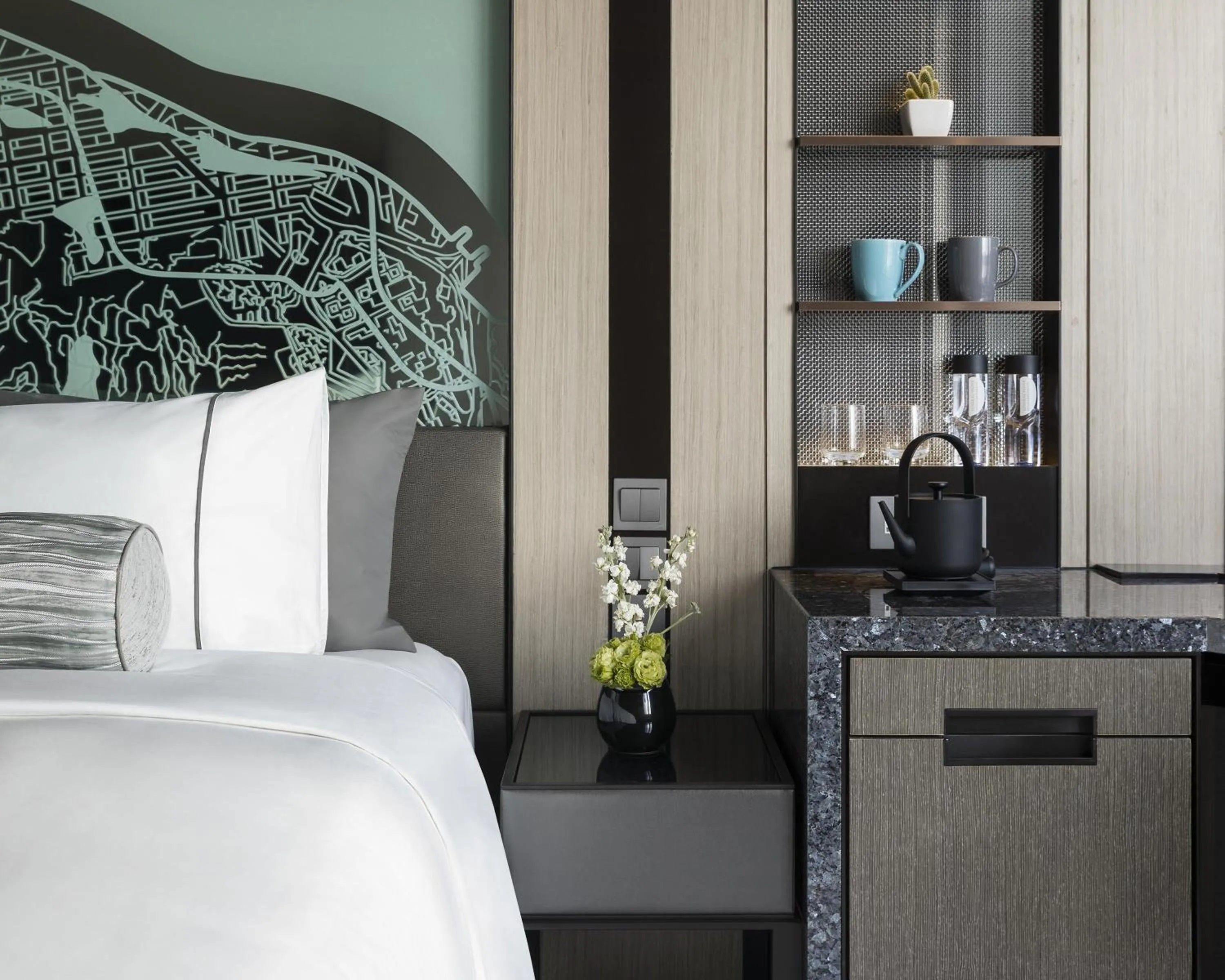 Bedroom, Bed in Hyatt Centric Victoria Harbour