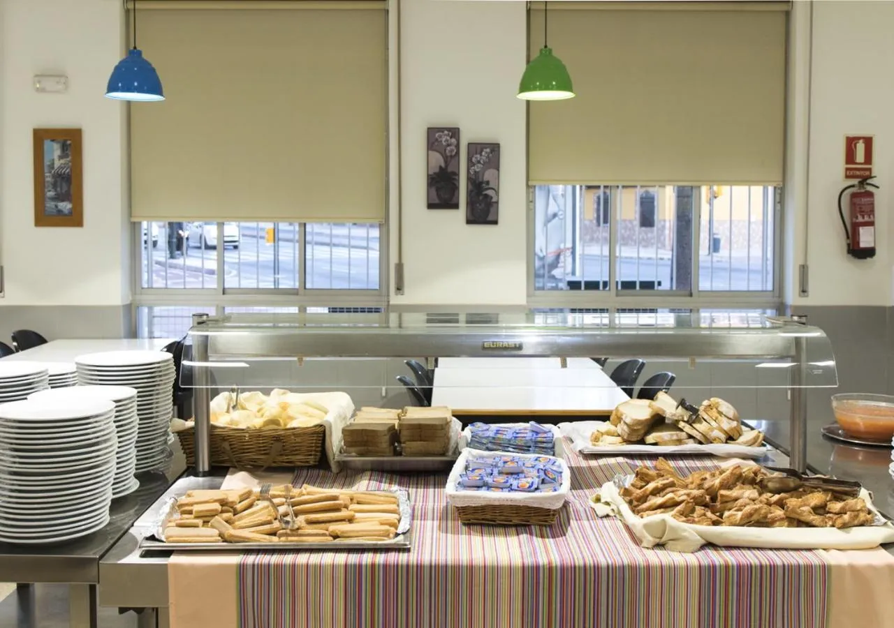 Continental breakfast in Albergue Inturjoven Malaga