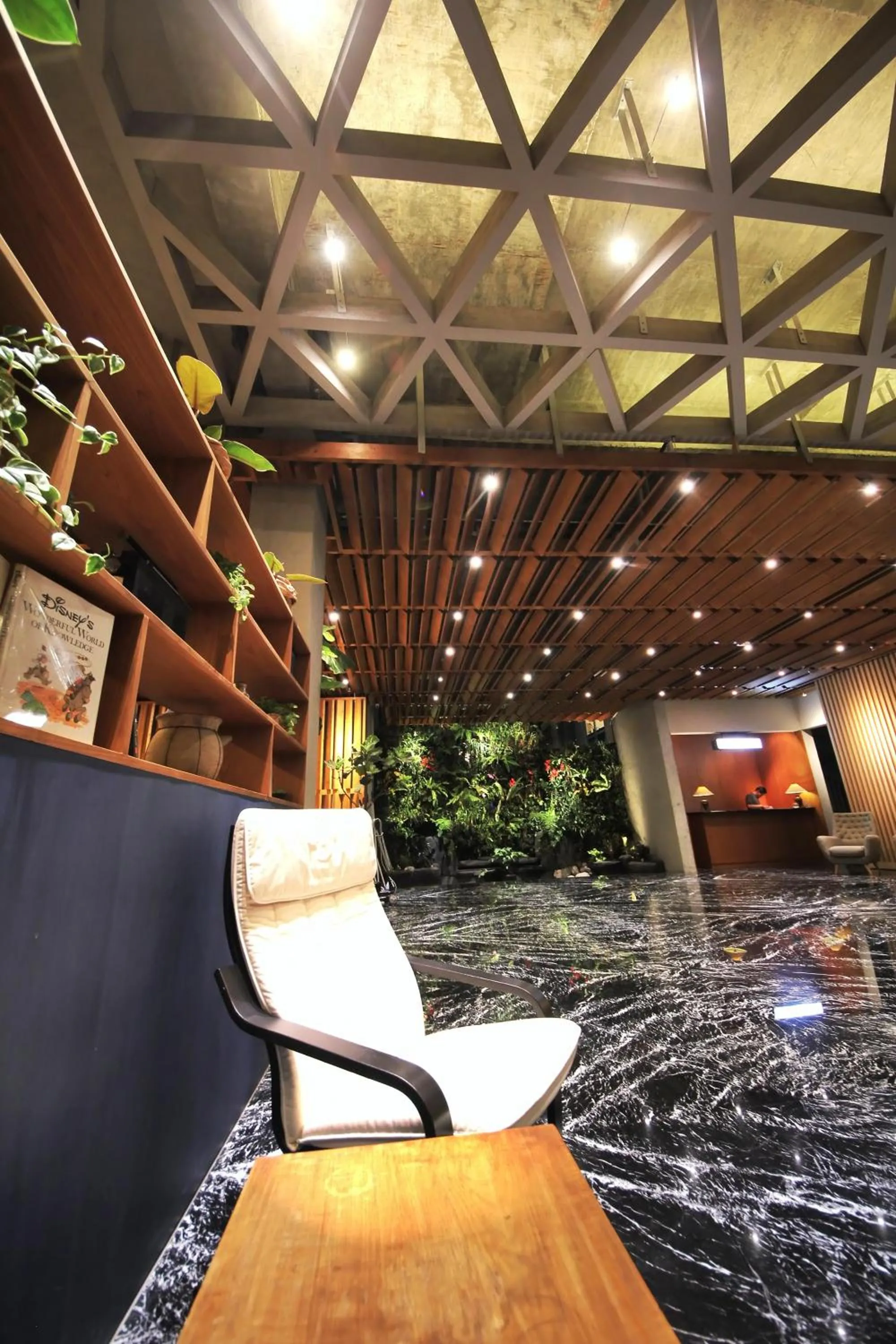 Communal lounge/ TV room in Hay Bandung