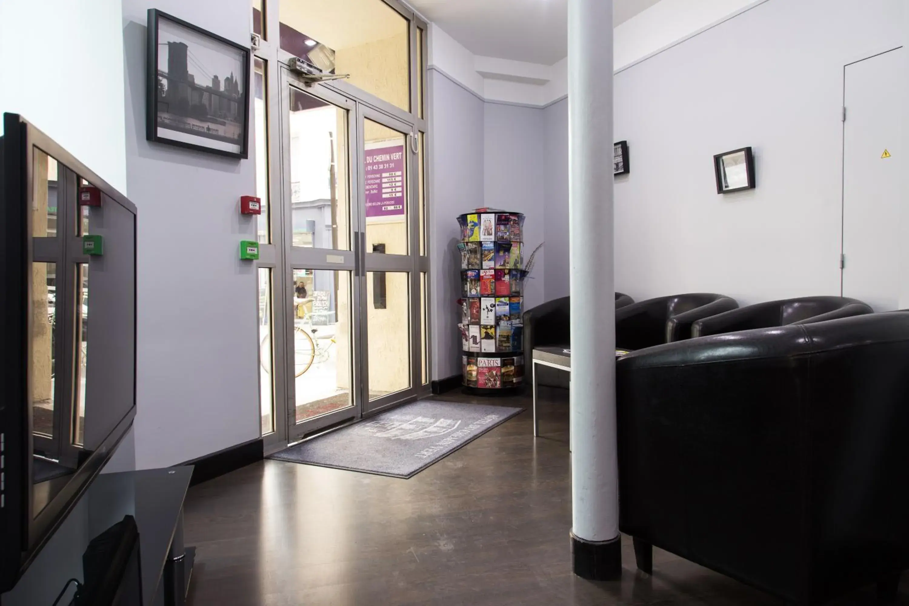 Lobby or reception in Hotel du Chemin Vert Lobby or reception in Hotel du Chemin Vert