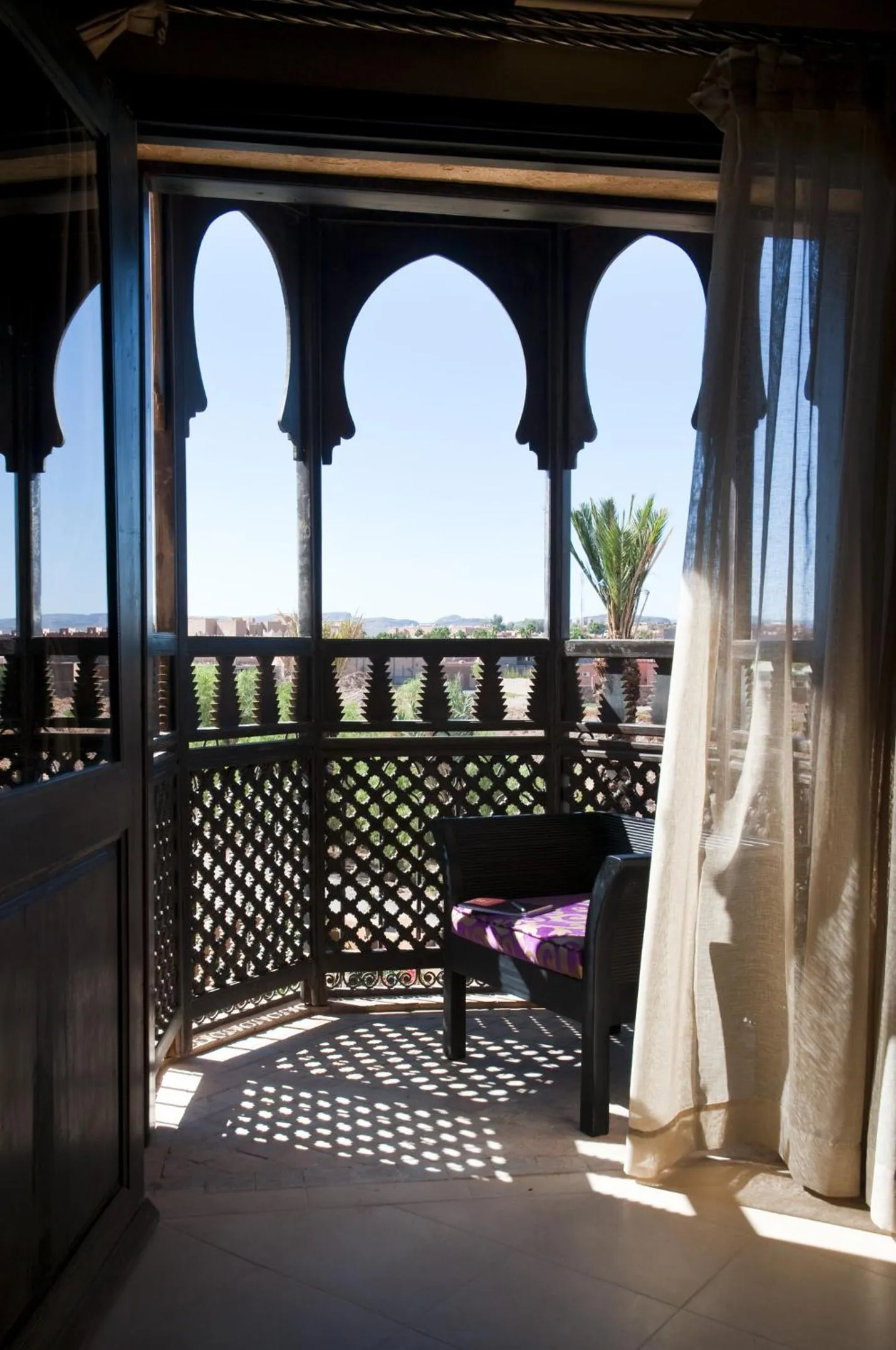 Bedroom in Le Temple Des Arts