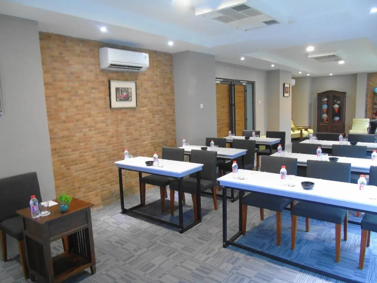 Nite & Day Surabaya - Kedungdoro Nite & Day Surabaya - Kedungdoro