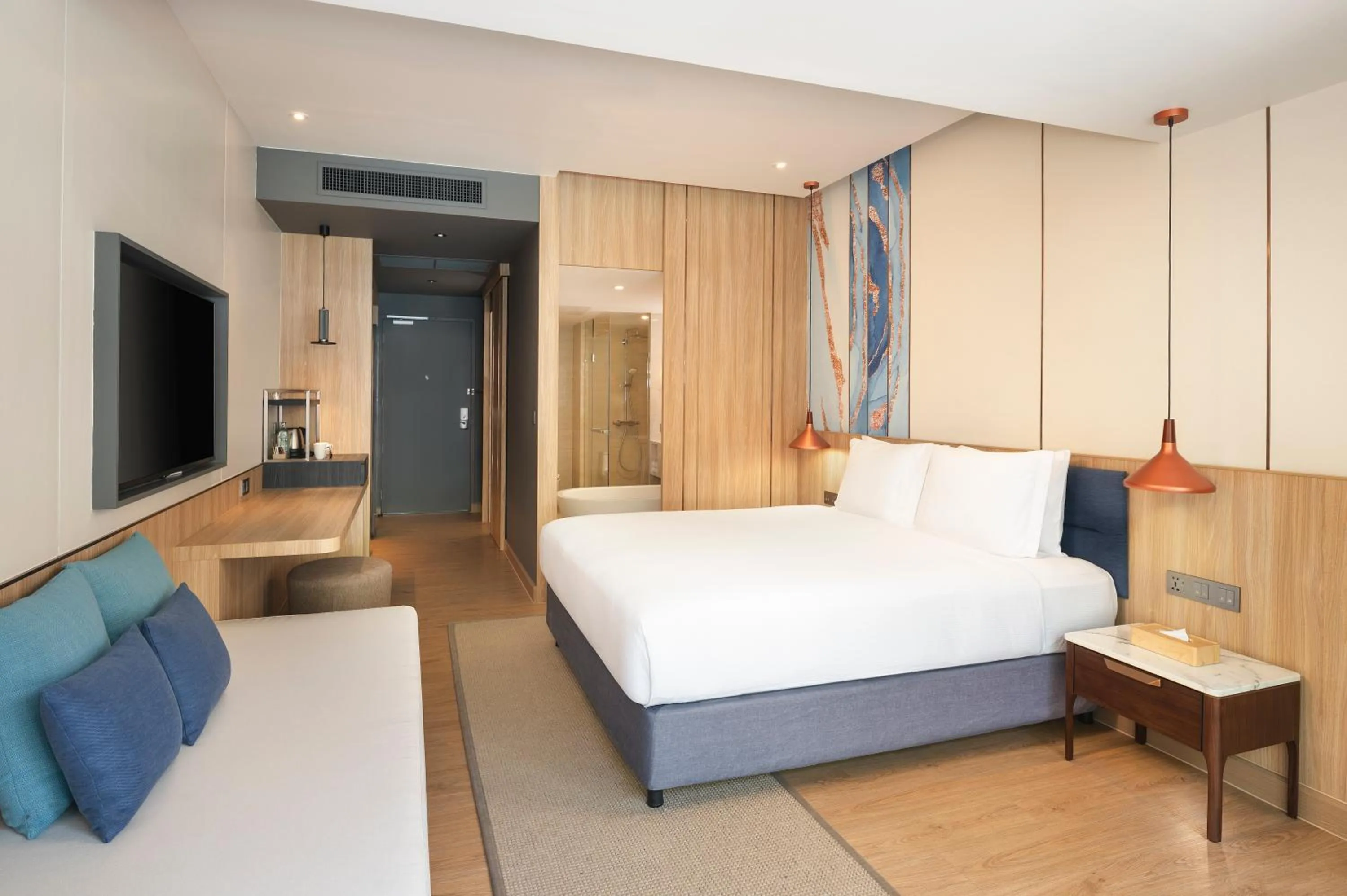 Bedroom, Bed in DoubleTree by Hilton Phuket Banthai Resort