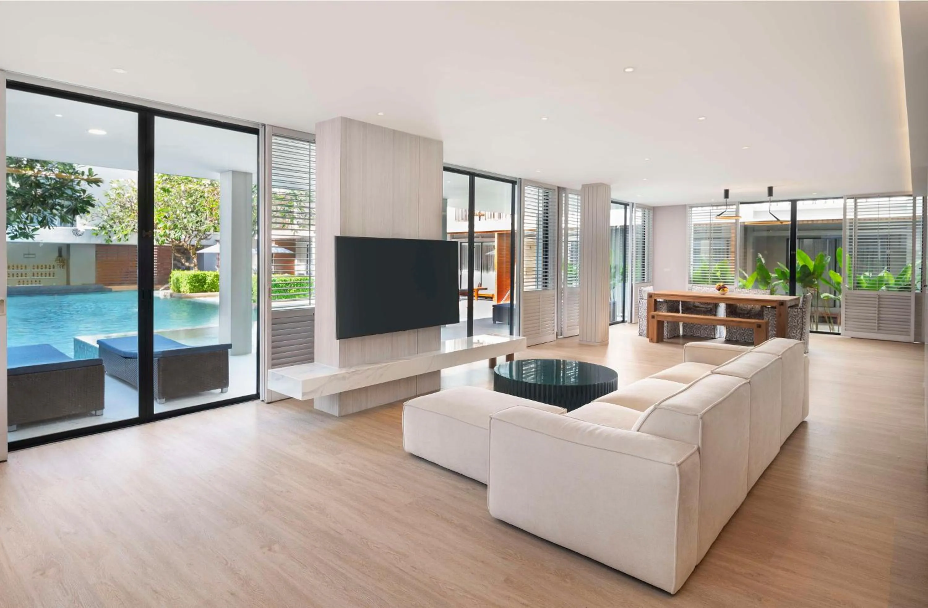 Living room in DoubleTree by Hilton Phuket Banthai Resort