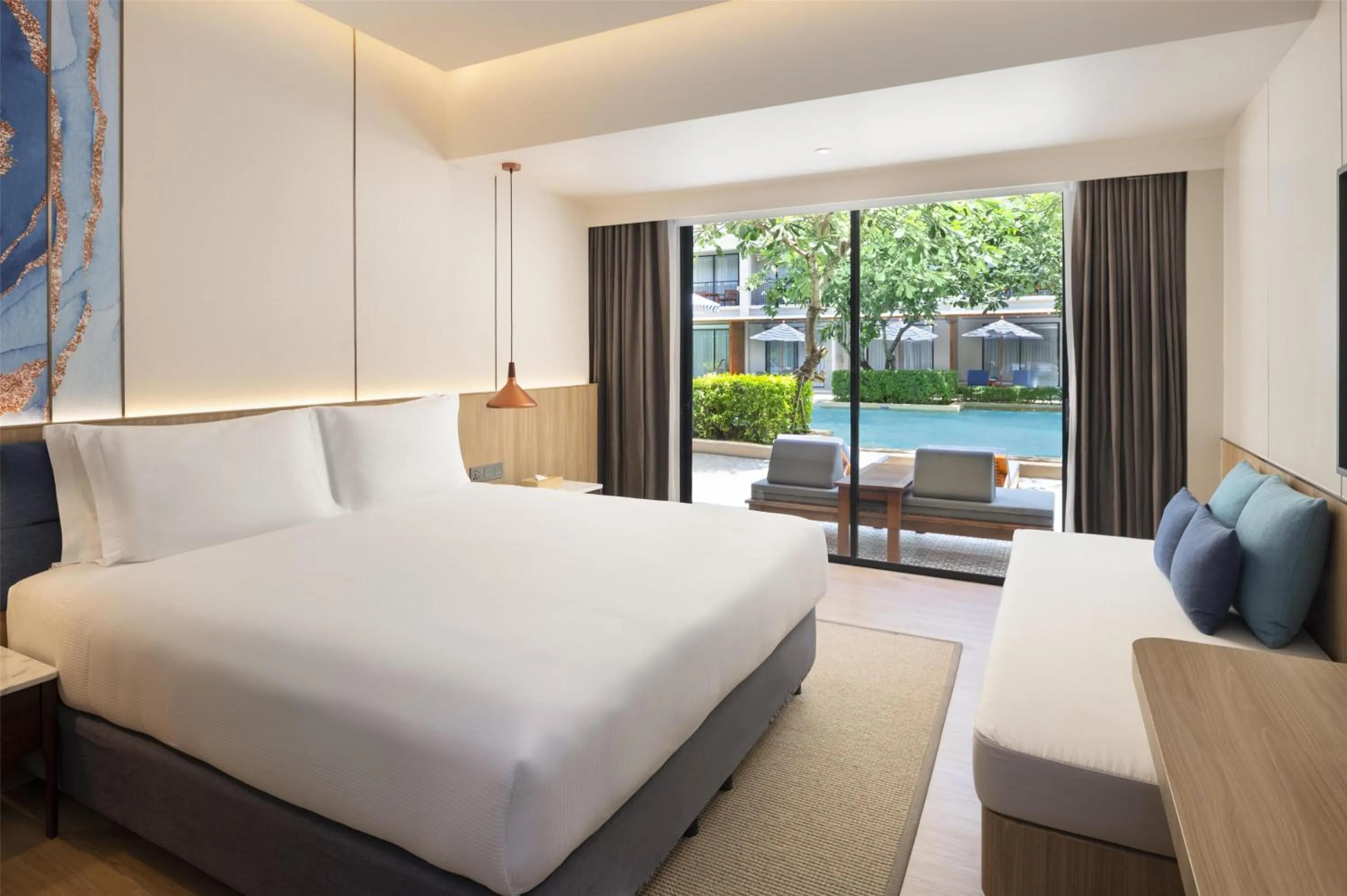 Bed in DoubleTree by Hilton Phuket Banthai Resort
