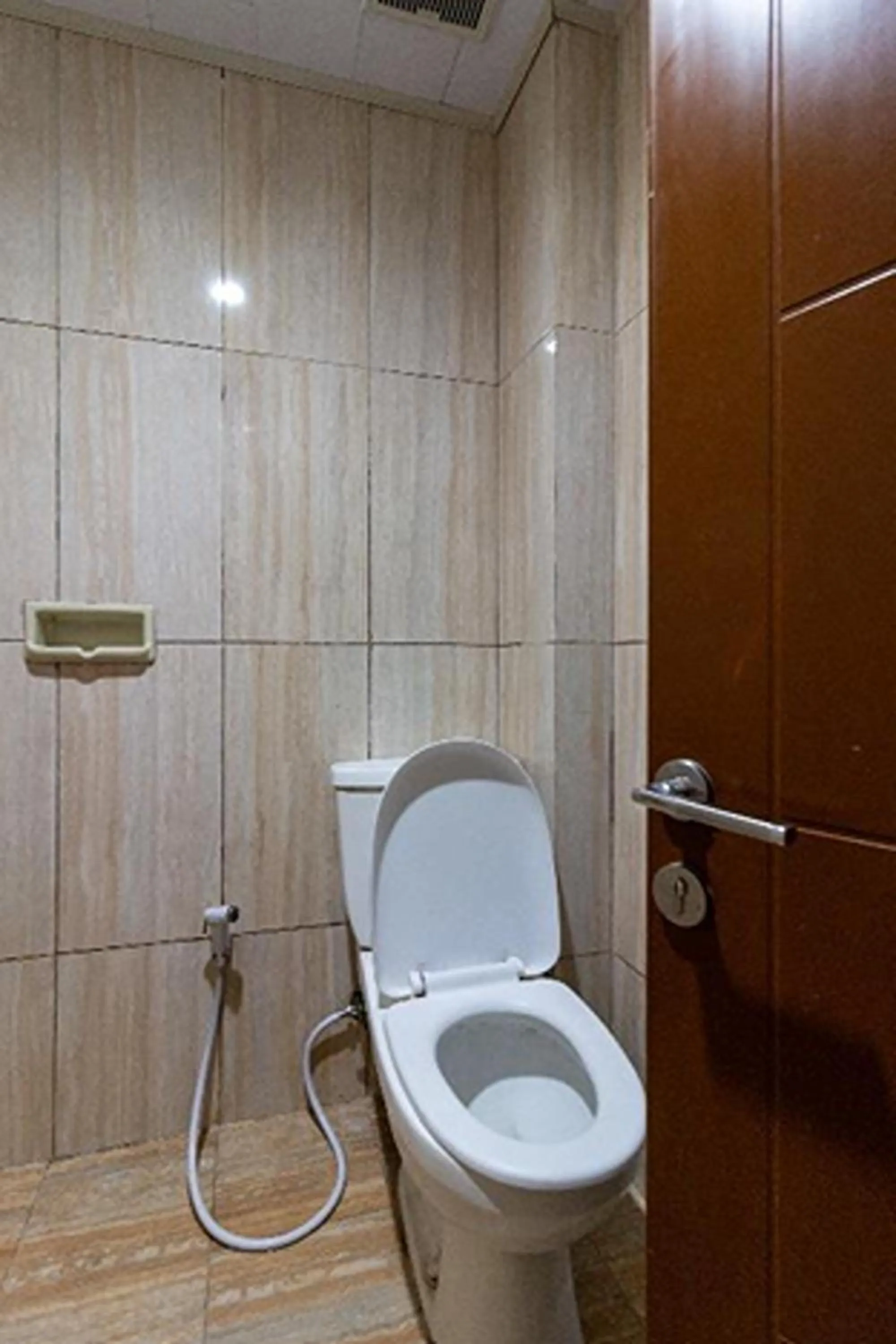 Bathroom in Jayagiri Guesthouse By Belgareti