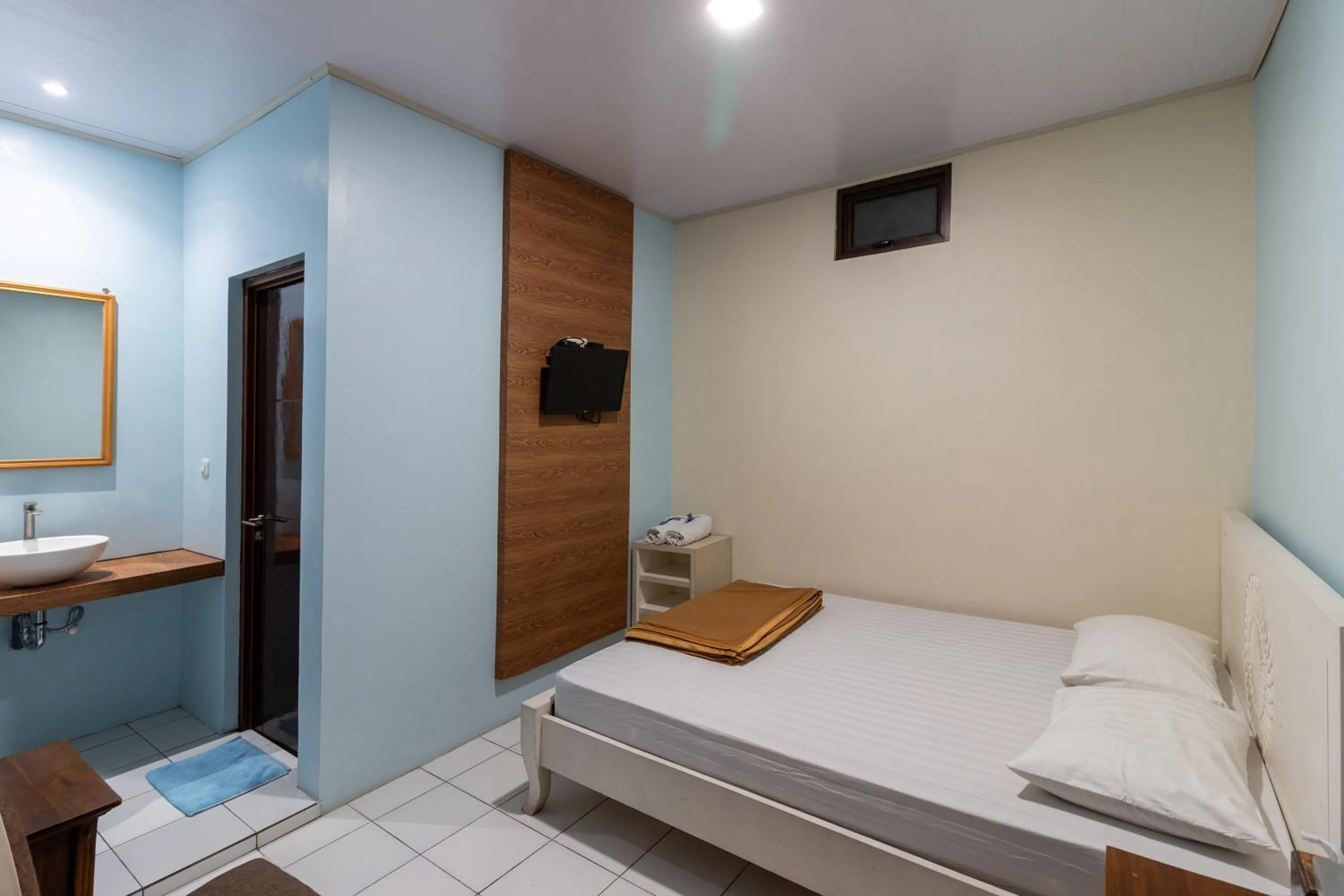 Bed in Jayagiri Guesthouse By Belgareti