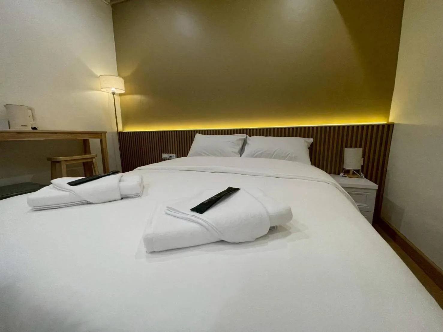 Bed in Shade House - Phuket Downtown