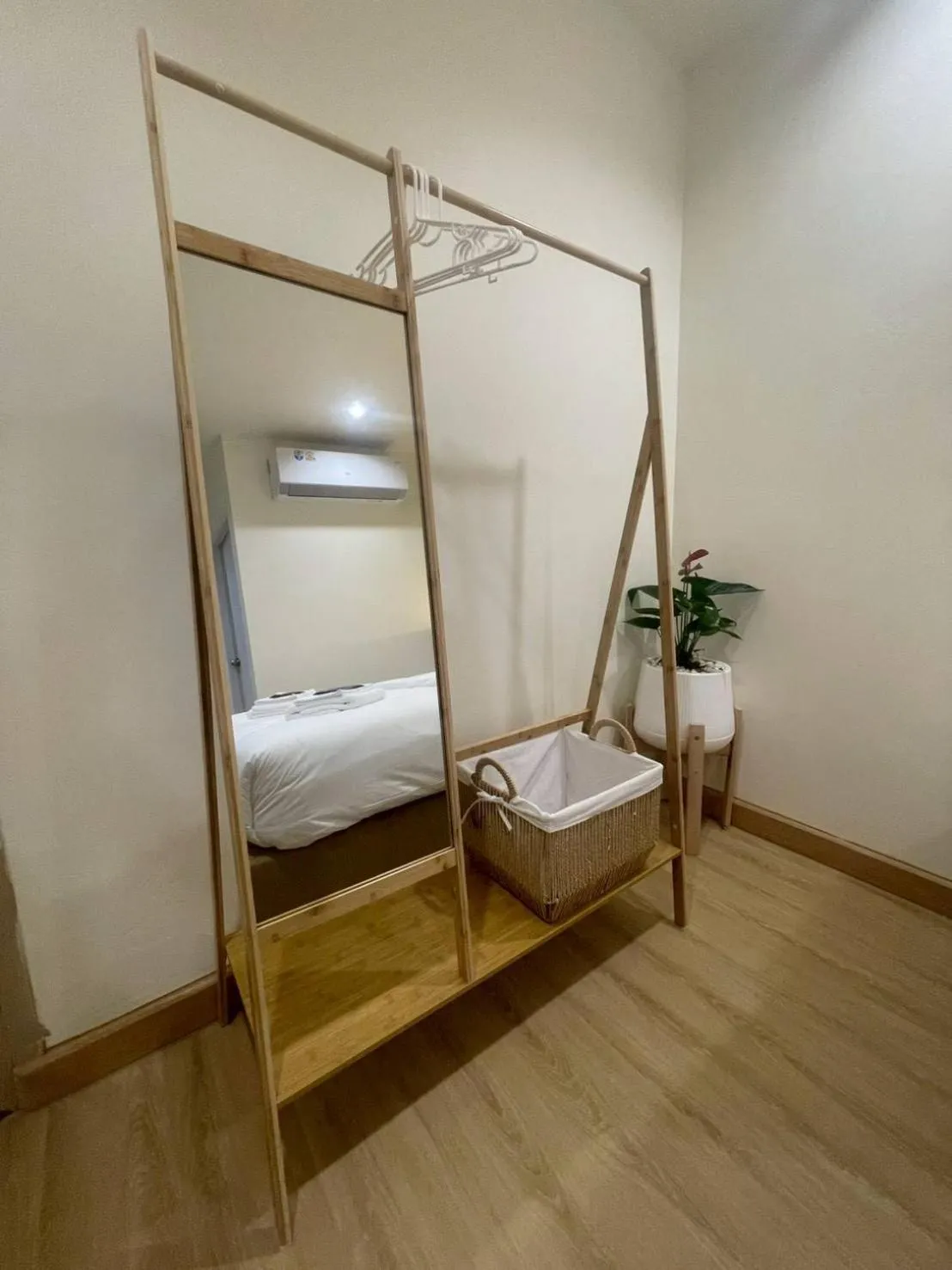 Photo of the whole room, Bed in Shade House - Phuket Downtown