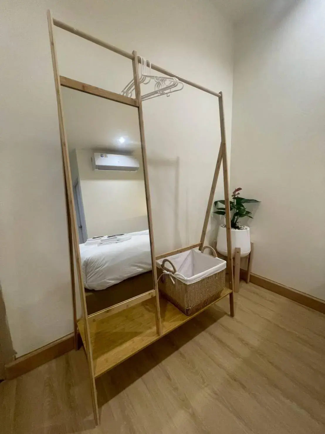 Photo of the whole room, Bed in Shade House - Phuket Downtown Photo of the whole room, Bed in Shade House - Phuket Downtown