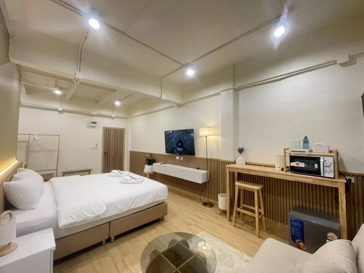 Bed in Shade House - Phuket Downtown