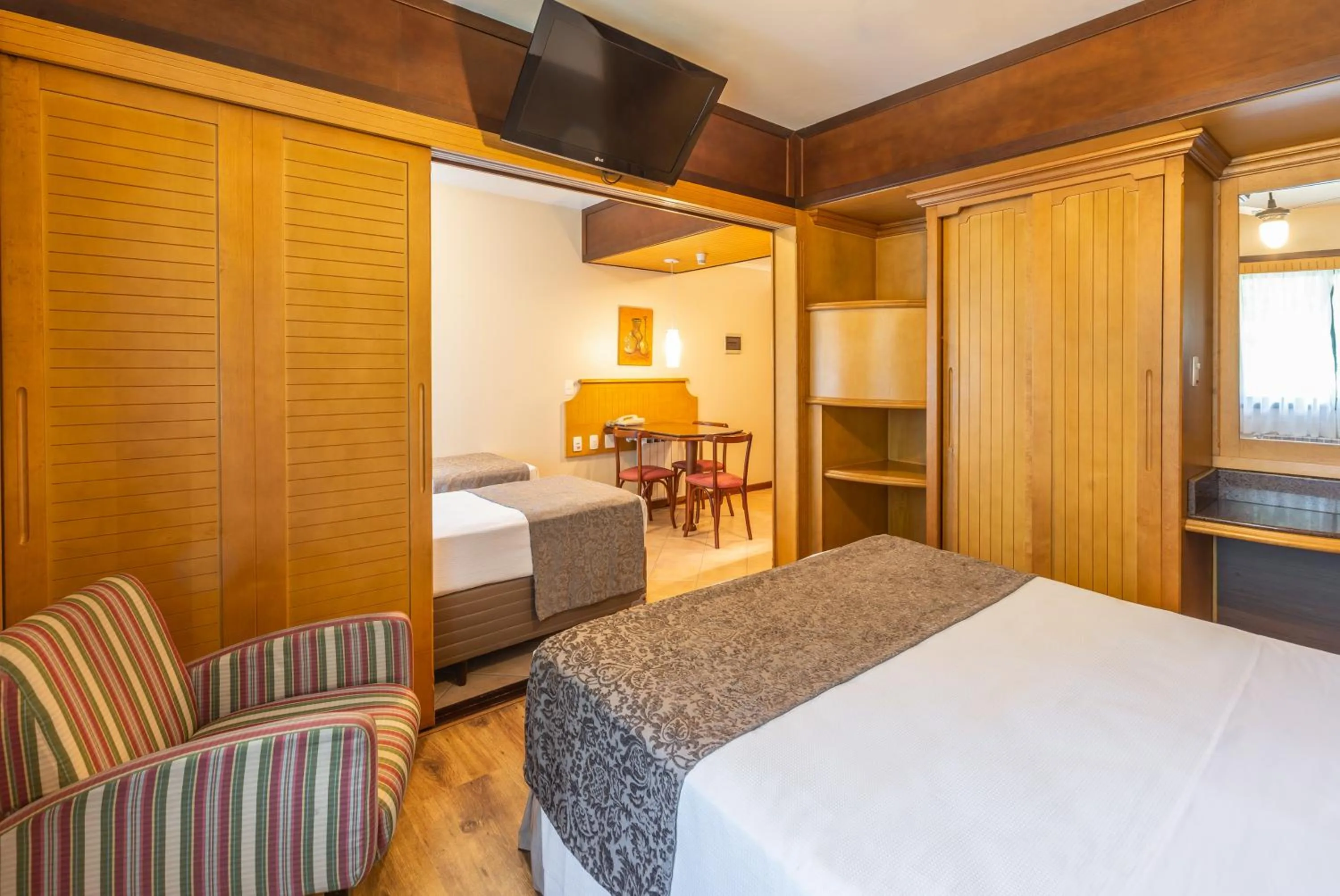 Bedroom, Bed in Hotel Laghetto Toscana