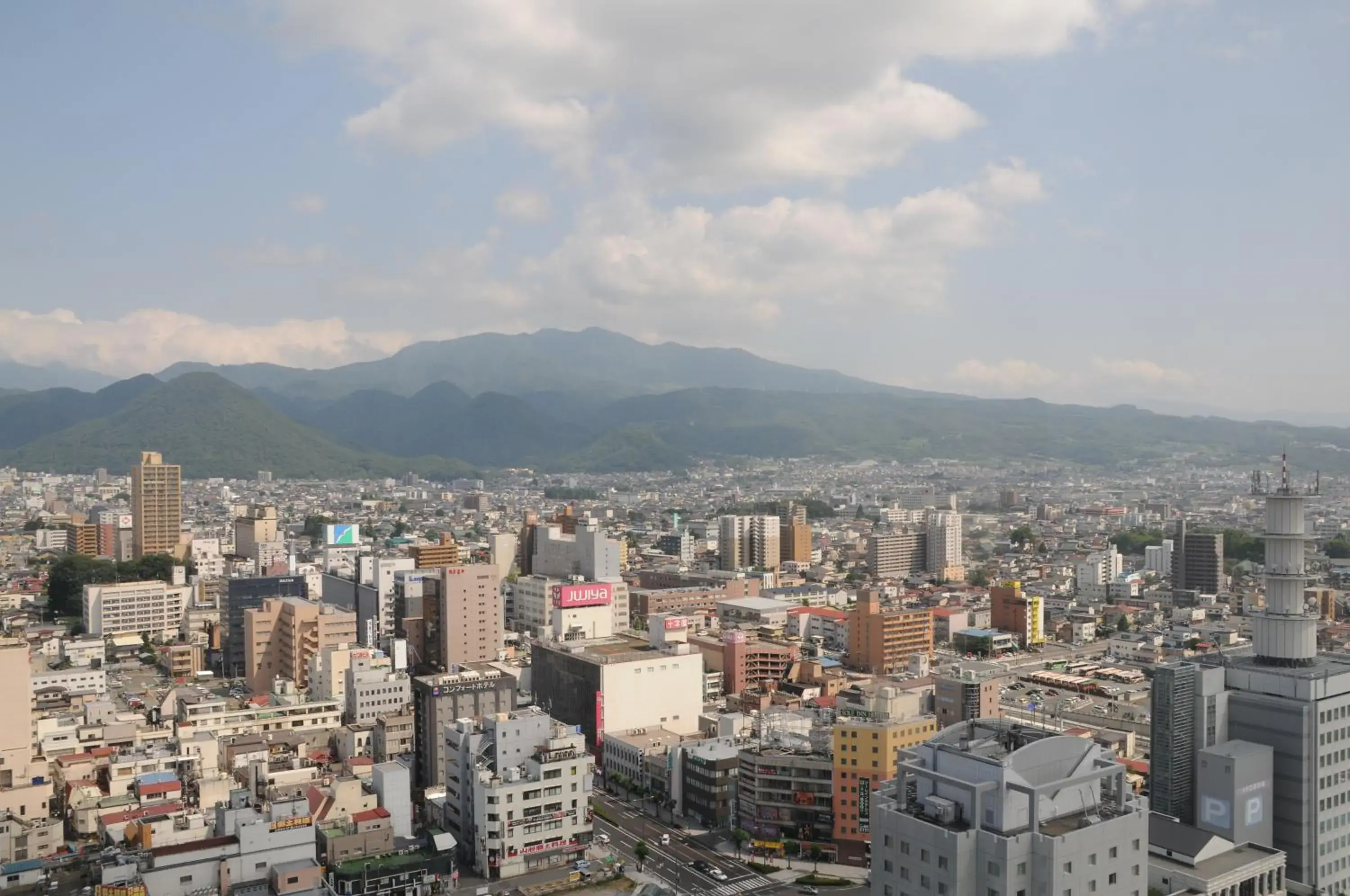 Mountain view in Yamagata Eki Nishiguchi Washington Hotel Mountain view in Yamagata Eki Nishiguchi Washington Hotel