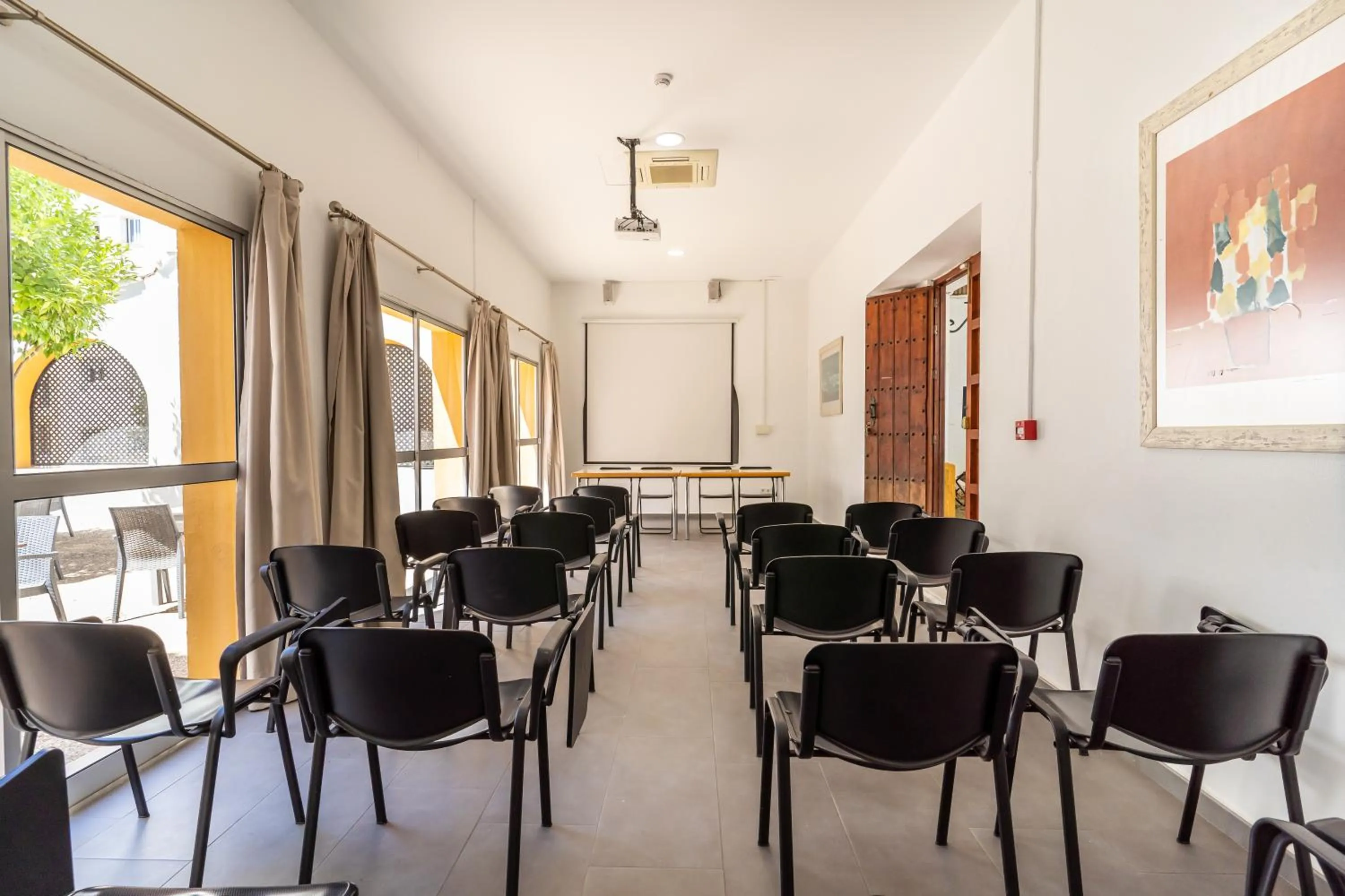 Meeting/conference room in Albergue Inturjoven Marbella