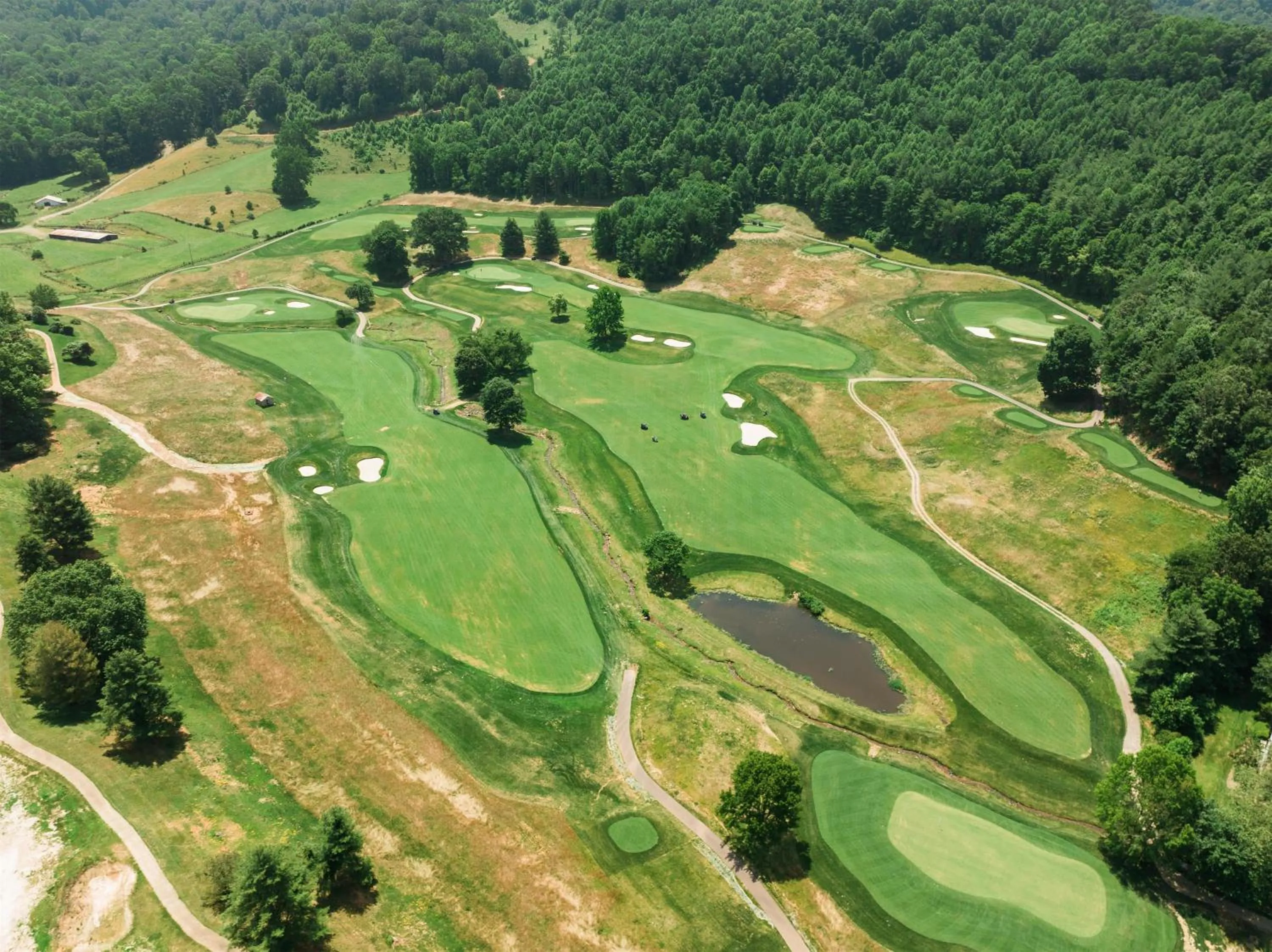 Golfcourse in Waynesville Inn and Golf Club, Tapestry Collection by Hilton