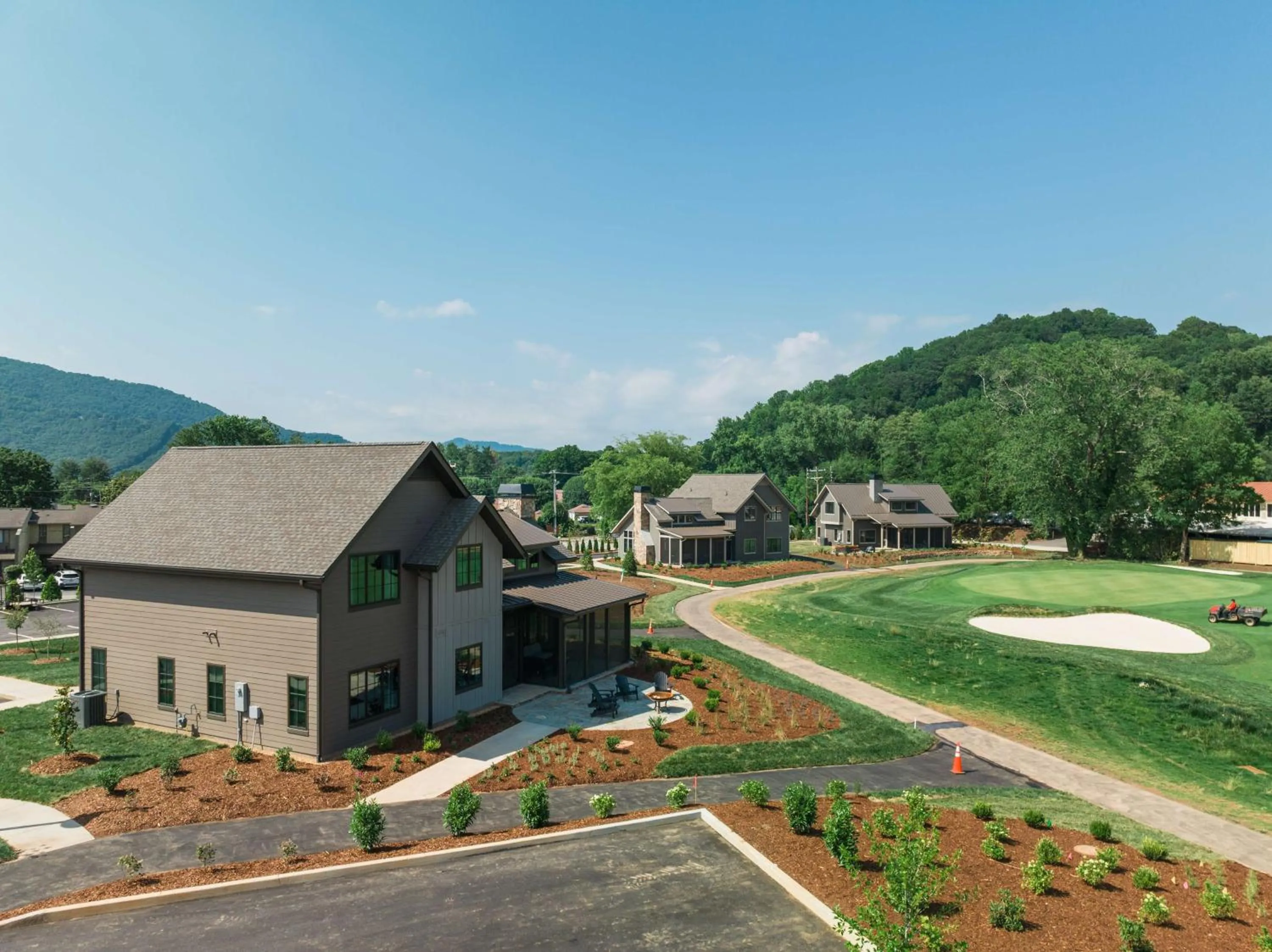 Property building in Waynesville Inn & Golf Club, Trademark Collection by Wyndham