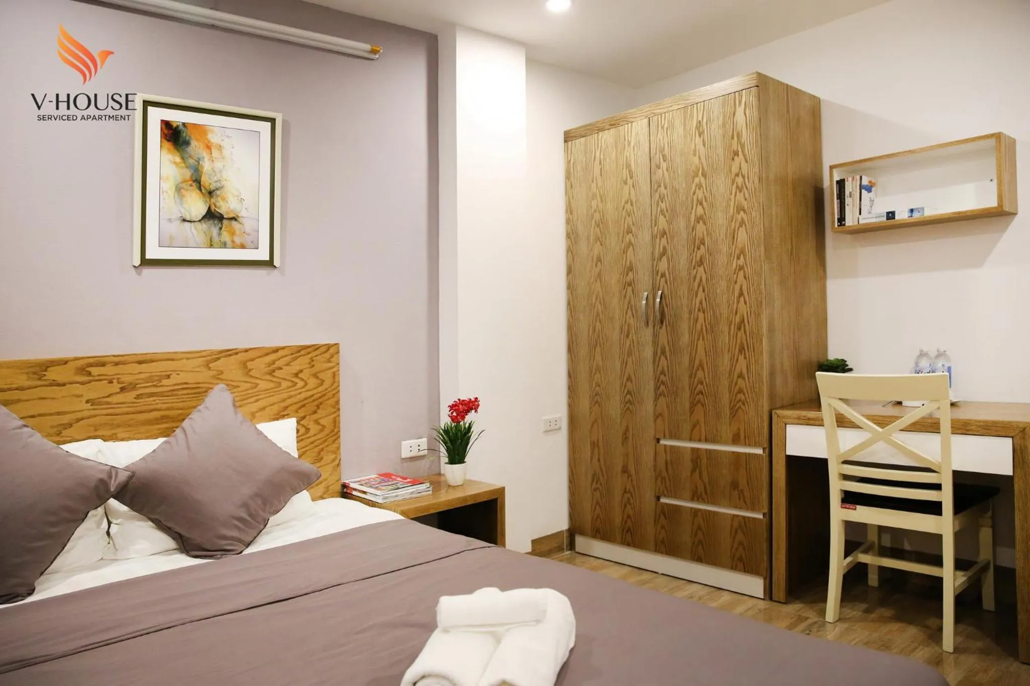 Bed in V House 5 Serviced Apartment